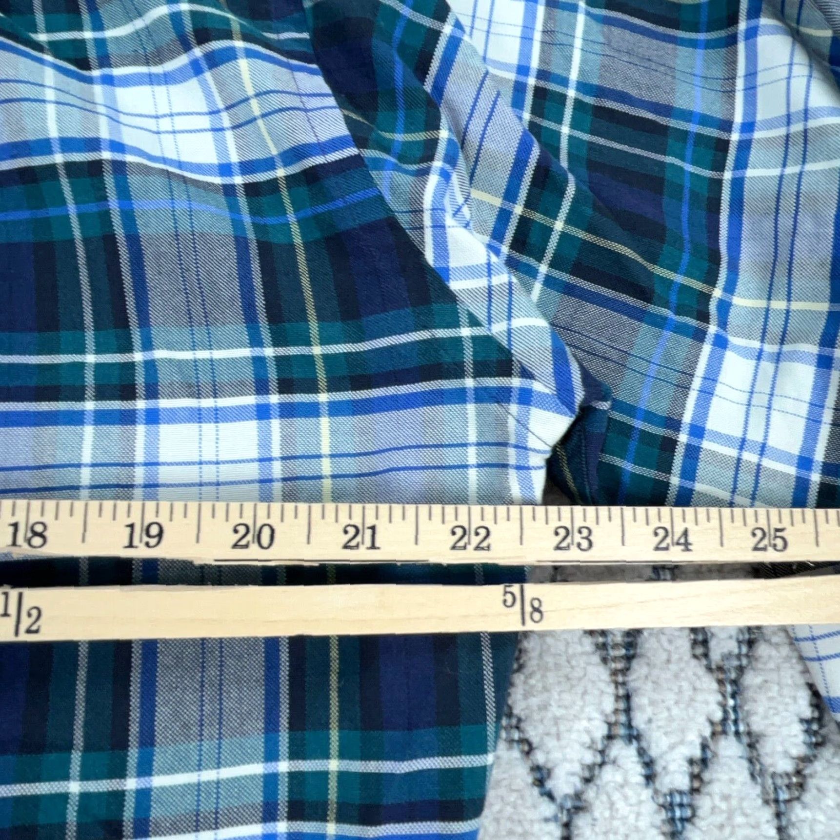 Vintage VINTAGE LL Bean Shirt Men 15.5 35 Large Blue Plaid Button Up Oxford Dress Medium VTG 90s Size 42R - 7 Thumbnail