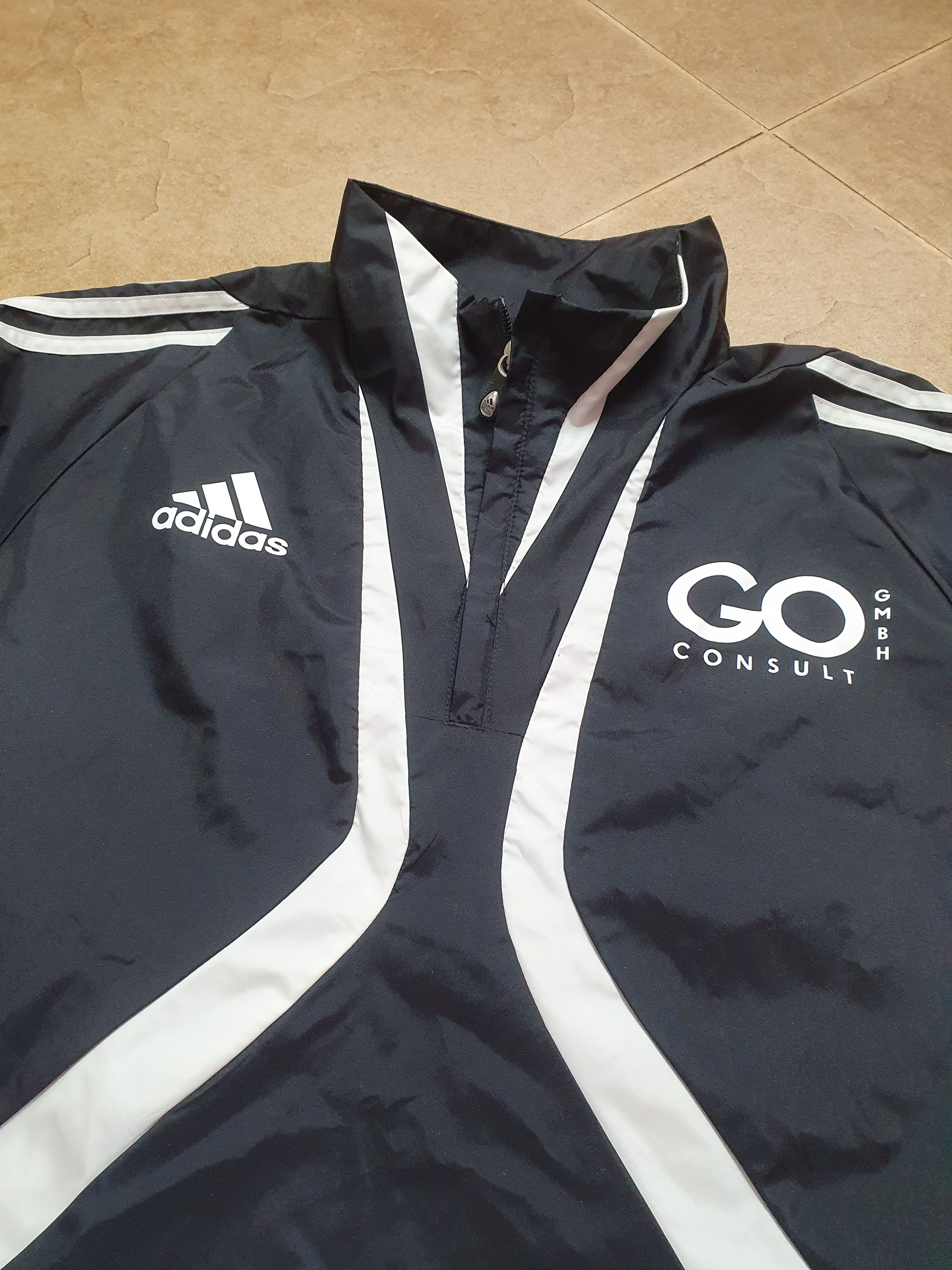 Adidas VINTAGE WOMENS ADIDAS BLACK WHITE LIGHTWEIGHT SPORT JACKET Size L / US 10 / IT 46 - 13 Thumbnail