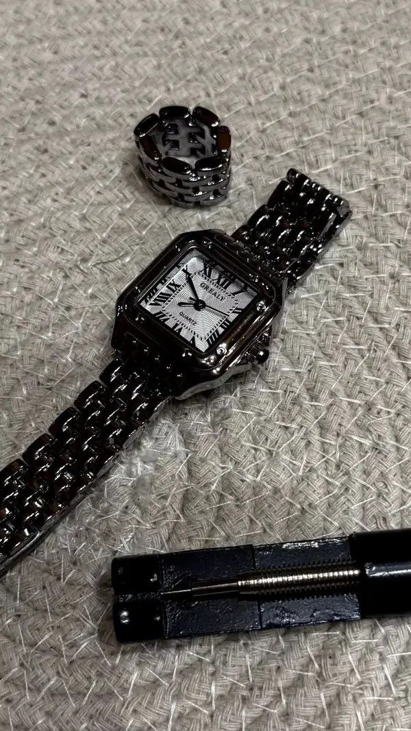 VIBE Vintage 90s retro luxury style watch Size ONE SIZE - 5 Thumbnail