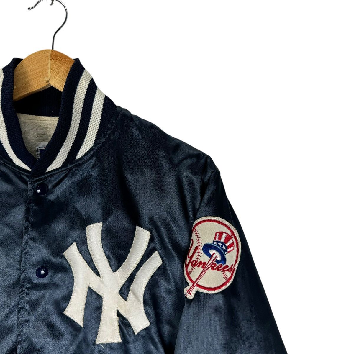 MLB 🔥NEW YORK YANKEES MLB VARSITY LIGHT JACKET Size US M / EU 48-50 / 2 - 4 Thumbnail