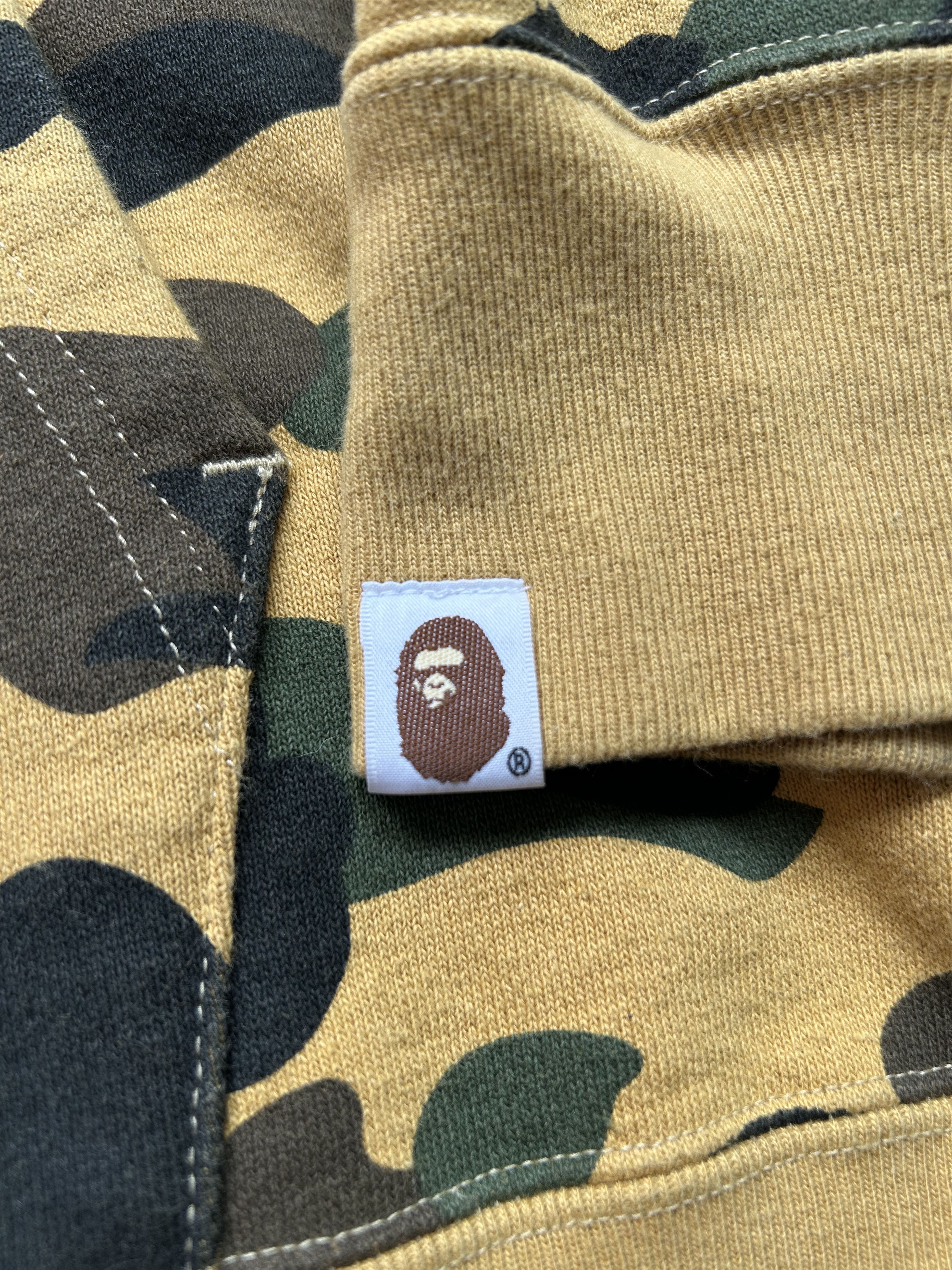 Bape A Bathing Ape 1st Camo Yellow Shark Full Zip Hoodie [Size S] Size US S / EU 44-46 / 1 - 9 Thumbnail