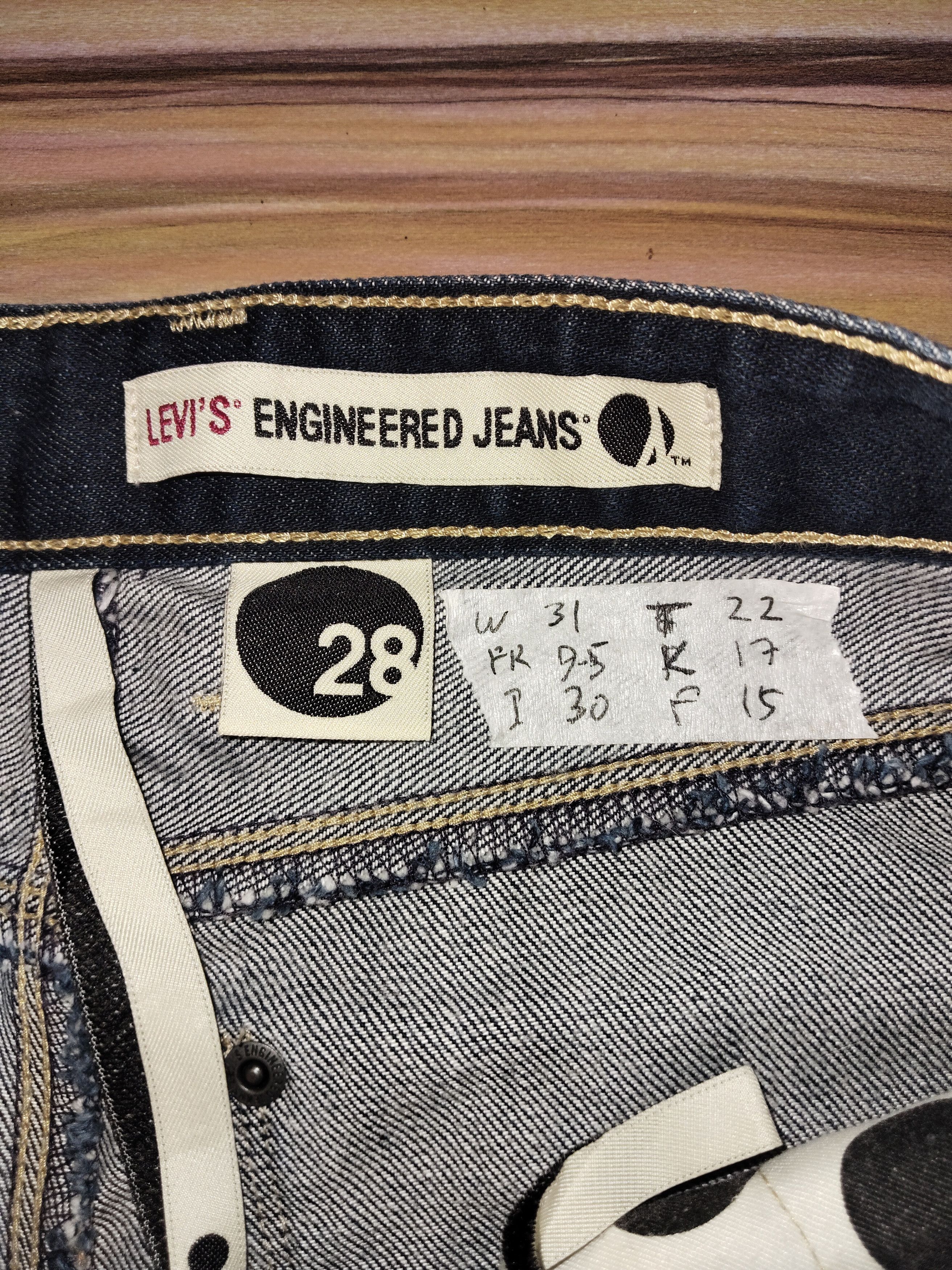 Levi's Vintage Clothing Vintage Levis ENGINEERED JEANS Size US 31 - 10 Thumbnail