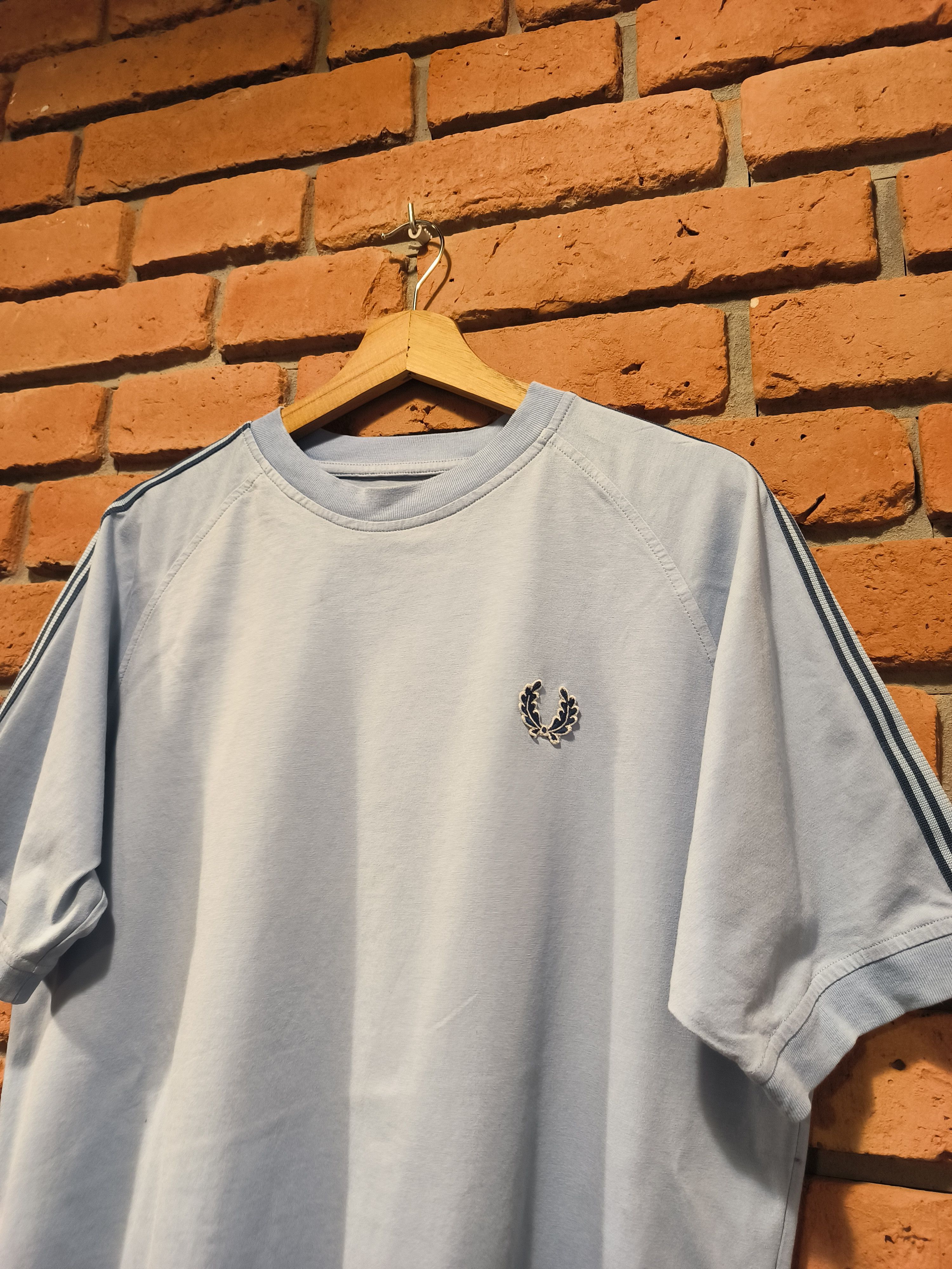 Fred Perry × Vintage Vintage Fred Perry T-Shirt Baby Blue Tee Logo Size US M / EU 48-50 / 2 - 2 Thumbnail