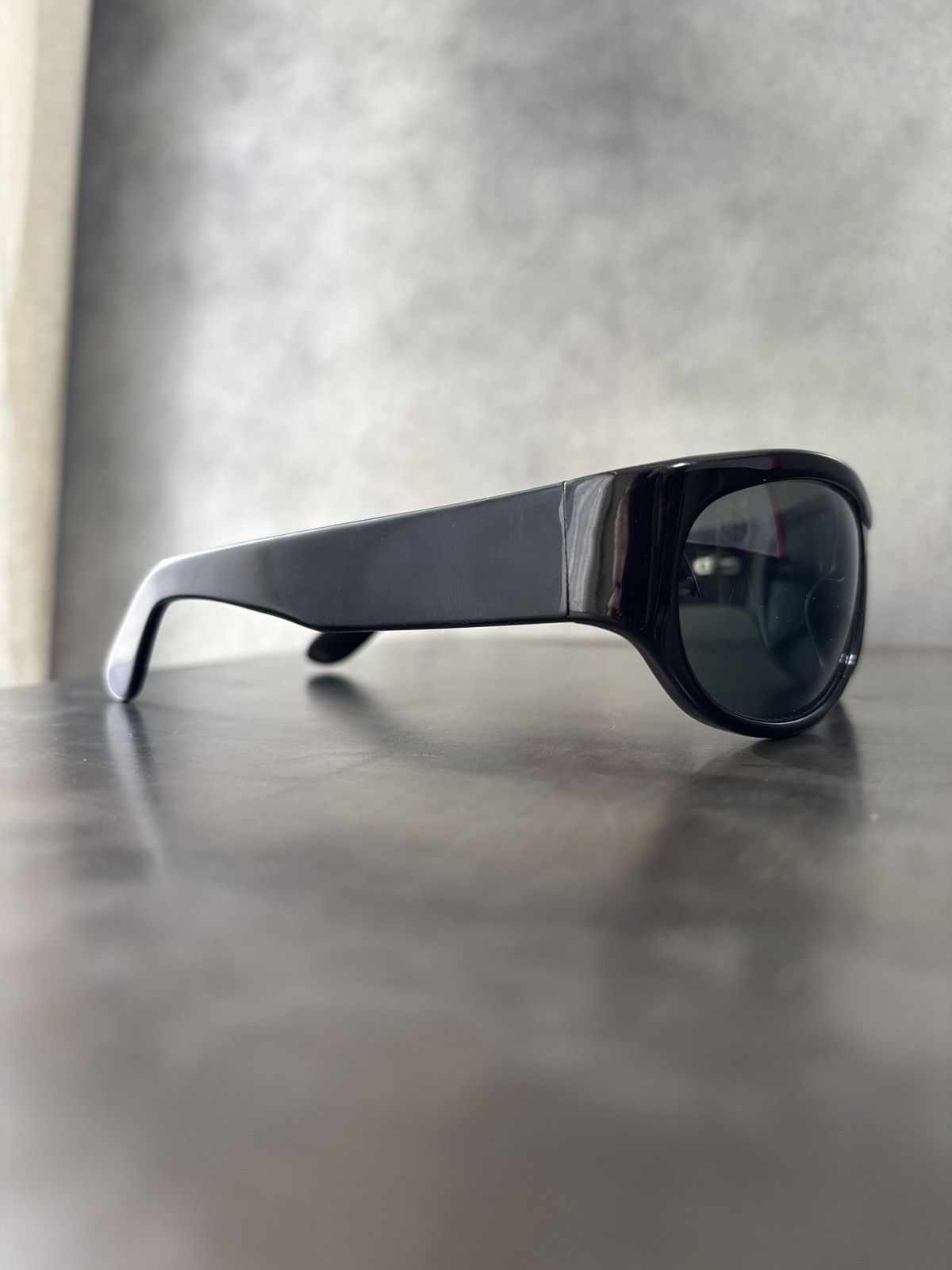 Tommy Hilfiger 1990s Vintage Tommy Hilfiger Sunglasses Sport 1997 1998 Y2K Size ONE SIZE - 14 Thumbnail