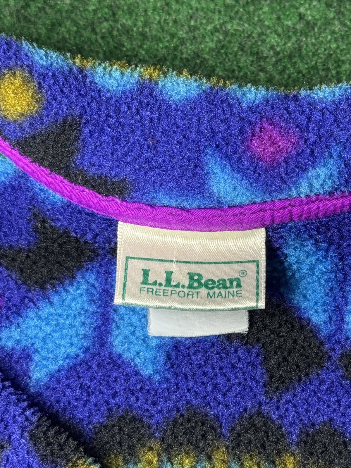 L.L. Bean Vintage L.L. Bean Aztec Snowflake Fleece Synchila Sweatshirt Size S / US 4 / IT 40 - 3 Thumbnail