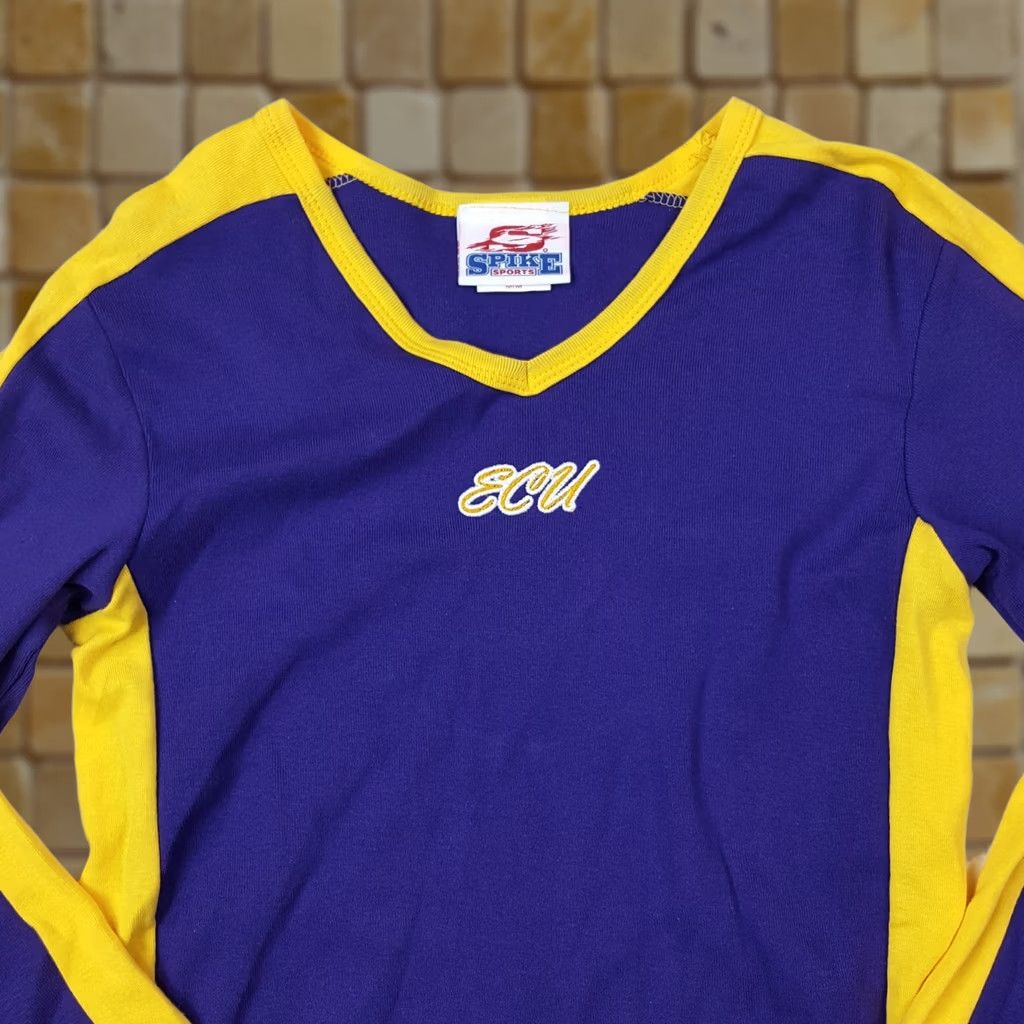 NCAA VINTAGE East Carolina University Women's M Pirates Long Sleeve T Shirt Top NCAA Size M / US 6-8 / IT 42-44 - 1 Thumbnail