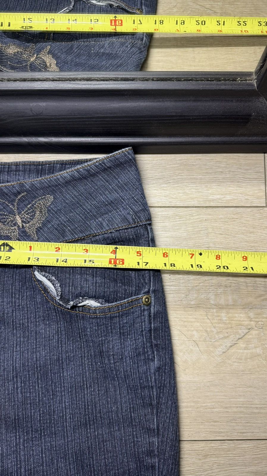 Ed Hardy Y2K 2000s Women’s 17/18 Butterfly AOP Flared Denim Jeans Size 40" / US 18 - 7 Thumbnail