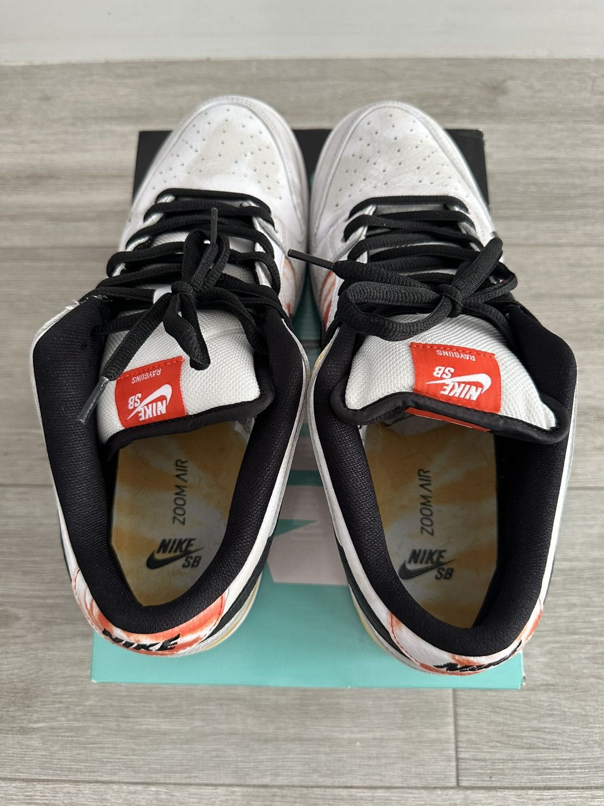 Nike Nike SB Dunk Low Tie Die Rayguns White Black Orange Flash 12 Size US 12 / EU 45 - 6 Thumbnail
