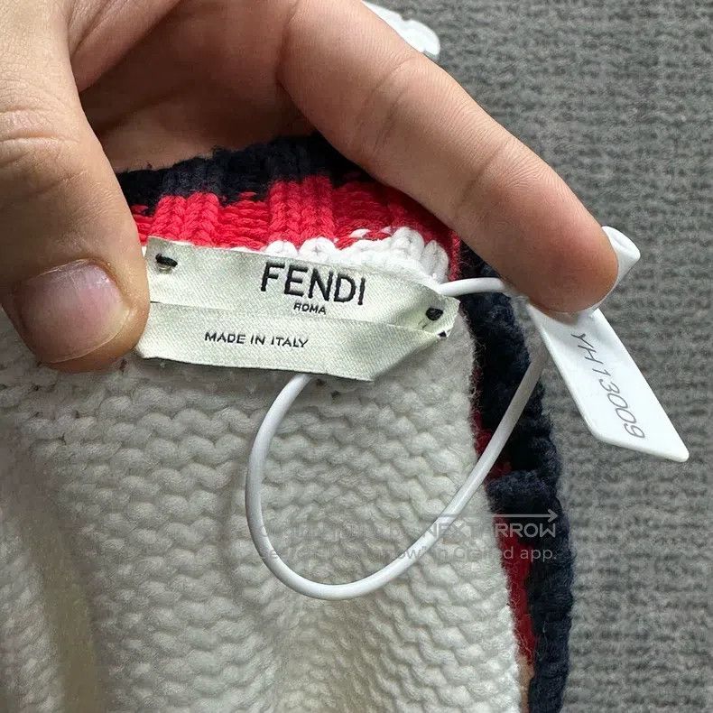 Fendi Fendi Embroidered Logo White Knit Sweater Size XS / US 0-2 / IT 36-38 - 3 Thumbnail