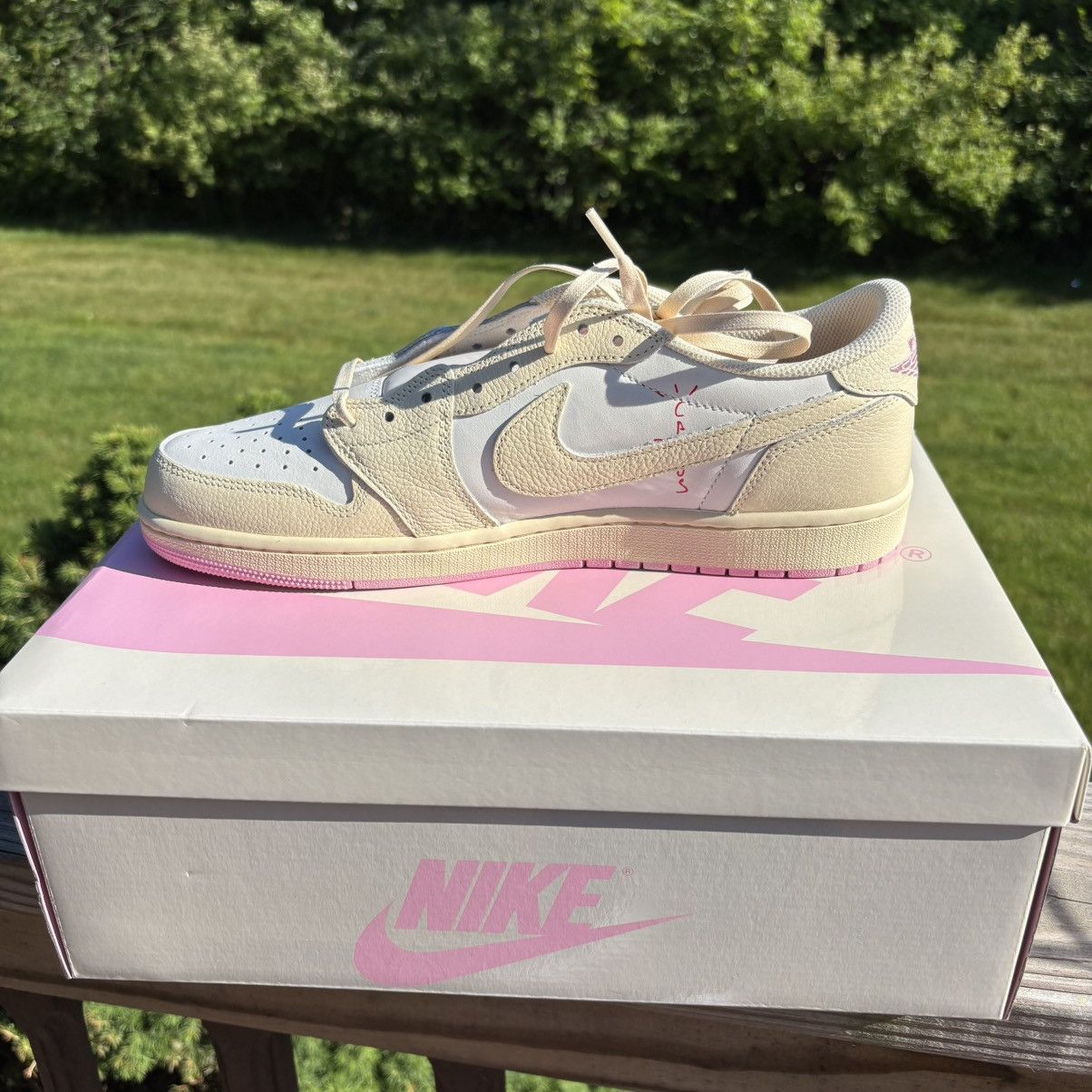Jordan Brand × Travis Scott Travis Scott Retro Jordan 1 low Size US 12.5 / EU 45-46 - 4 Thumbnail