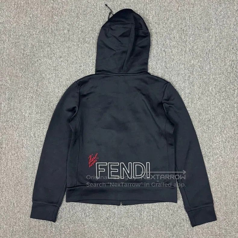 Fendi Fendi Karl Logo Zip Hoodie. Size US S / EU 44-46 / 1 - 2 Thumbnail