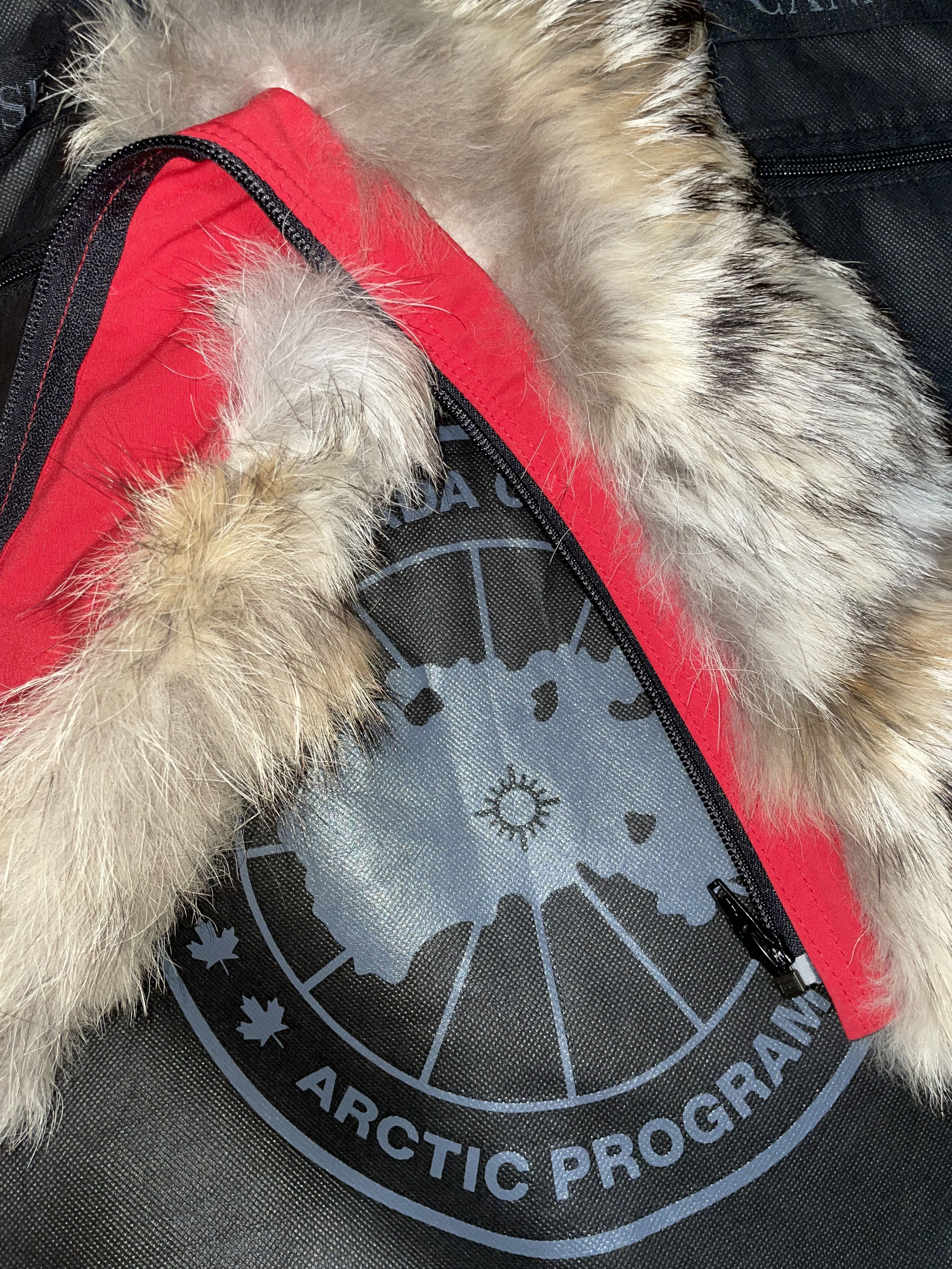 Canada Goose Snow Mantra Size US XL / EU 56 / 4 - 13 Thumbnail