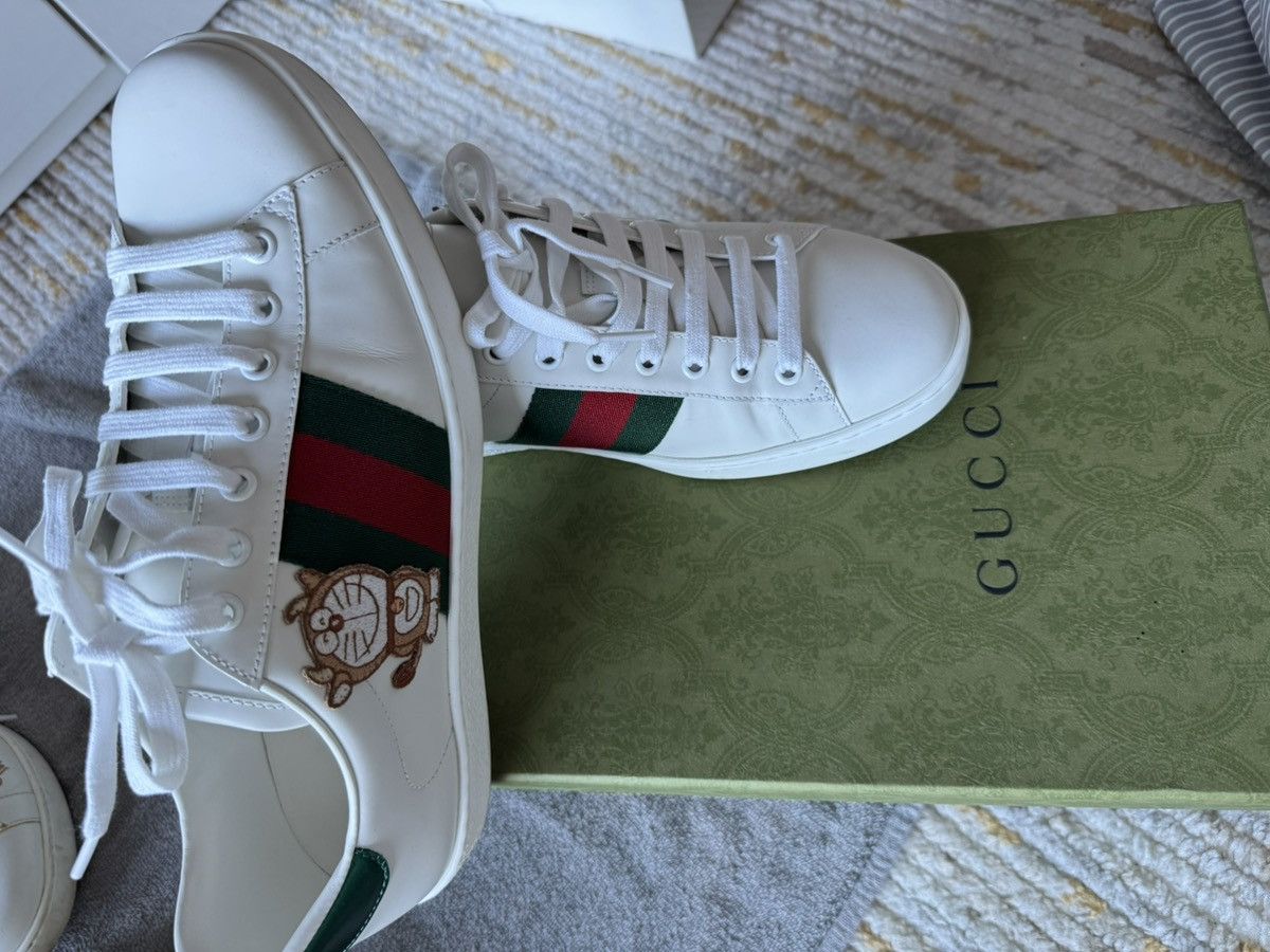 Gucci GUCCI Ace Leather Sneaker • White / Green-Red Web Stripe Size US 8.5 / EU 41-42 - 1 Thumbnail