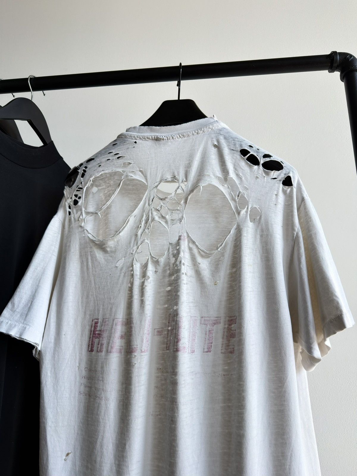 Vintage Vintage 90s Thrashed HELI-FLITE Faded Erd WCC Band Tee Size US L / EU 52-54 / 3 - 4 Thumbnail