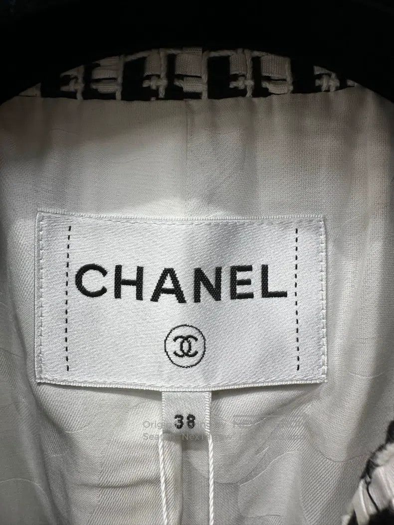 Chanel Chanel 25 Early Spring New Vacation Series Popular Black a Size XS / US 0-2 / IT 36-38 - 3 Thumbnail