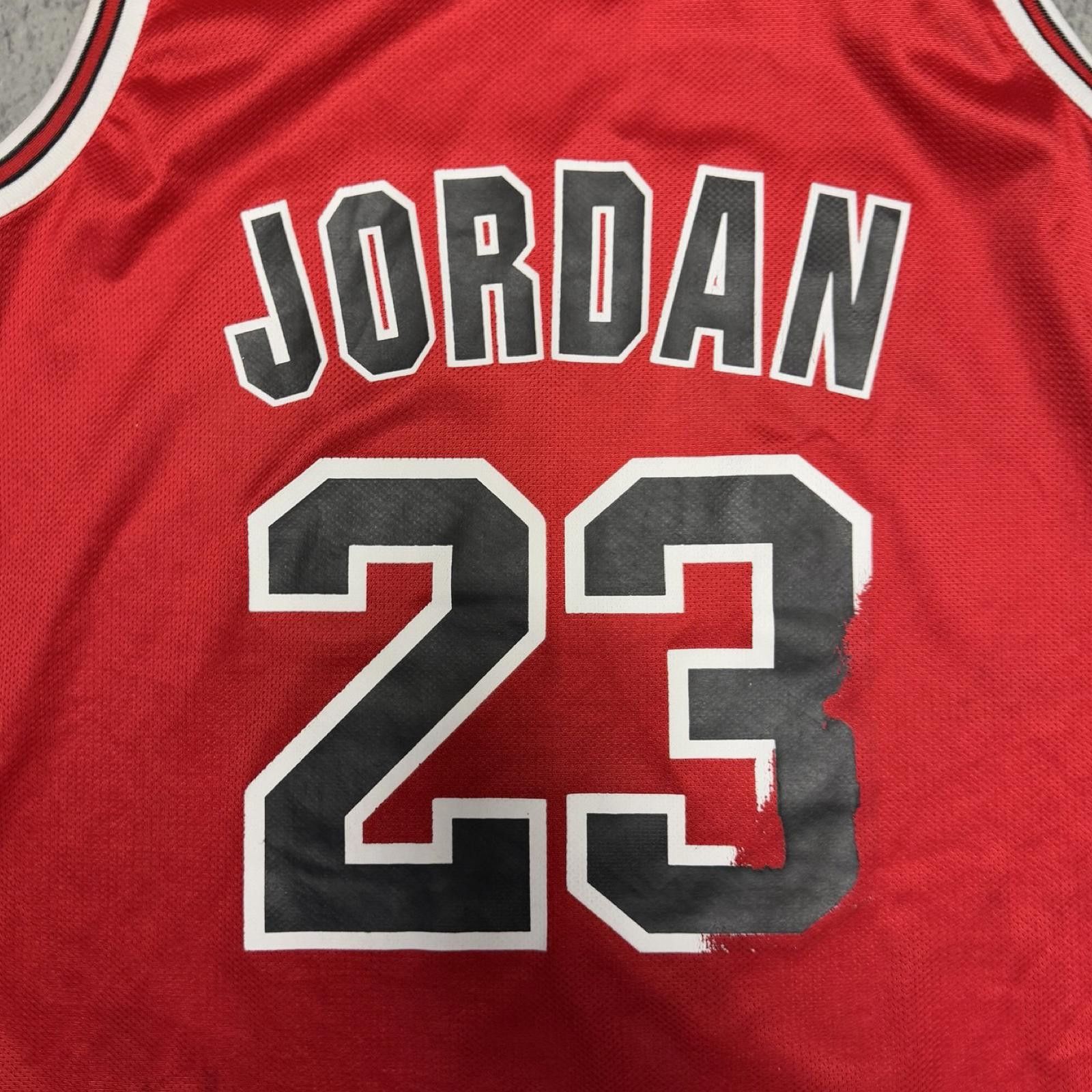 Champion 90s Champion Micheal Jordan #23 — 44 — Size US L / EU 52-54 / 3 - 4 Thumbnail