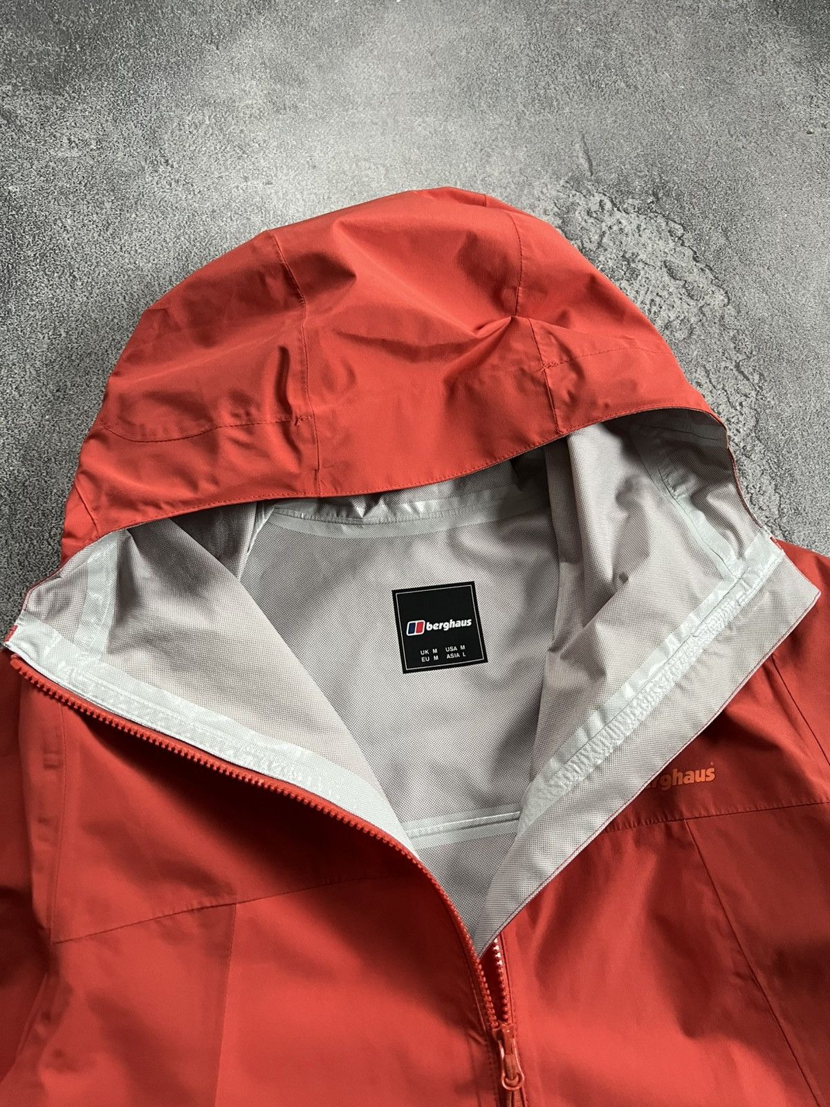 Berghaus Berghaus Hydroshell Lightweight Hooded Waterproof Jacket M Size US M / EU 48-50 / 2 - 7 Thumbnail