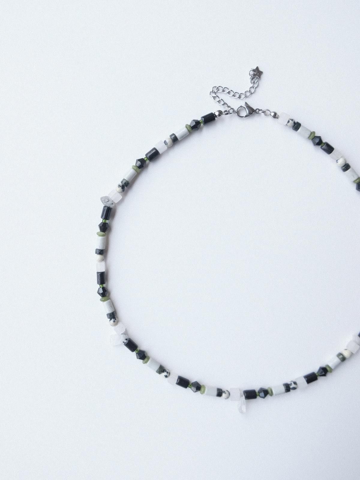 Handmade Jade Quartz Natural Stone Handmade Beaded Necklace 16.1in Size ONE SIZE - 5 Thumbnail