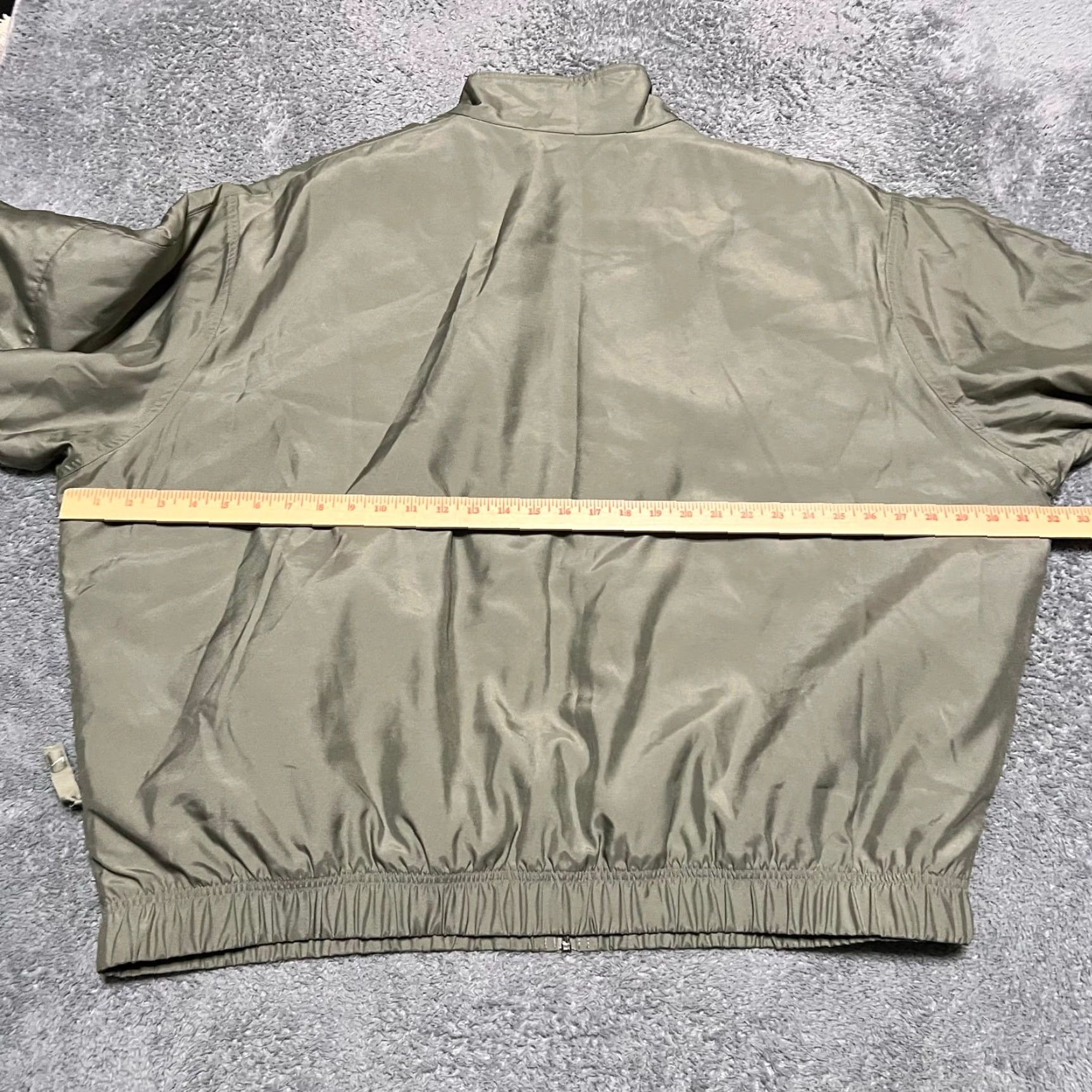 Nike Nike Lab Solo Swoosh Satin Bomber Jacket Mens XXL Tan Dn1266 Beige Windbreaker Jacket Big & Tall Size US XXL / EU 58 / 5 - 5 Thumbnail