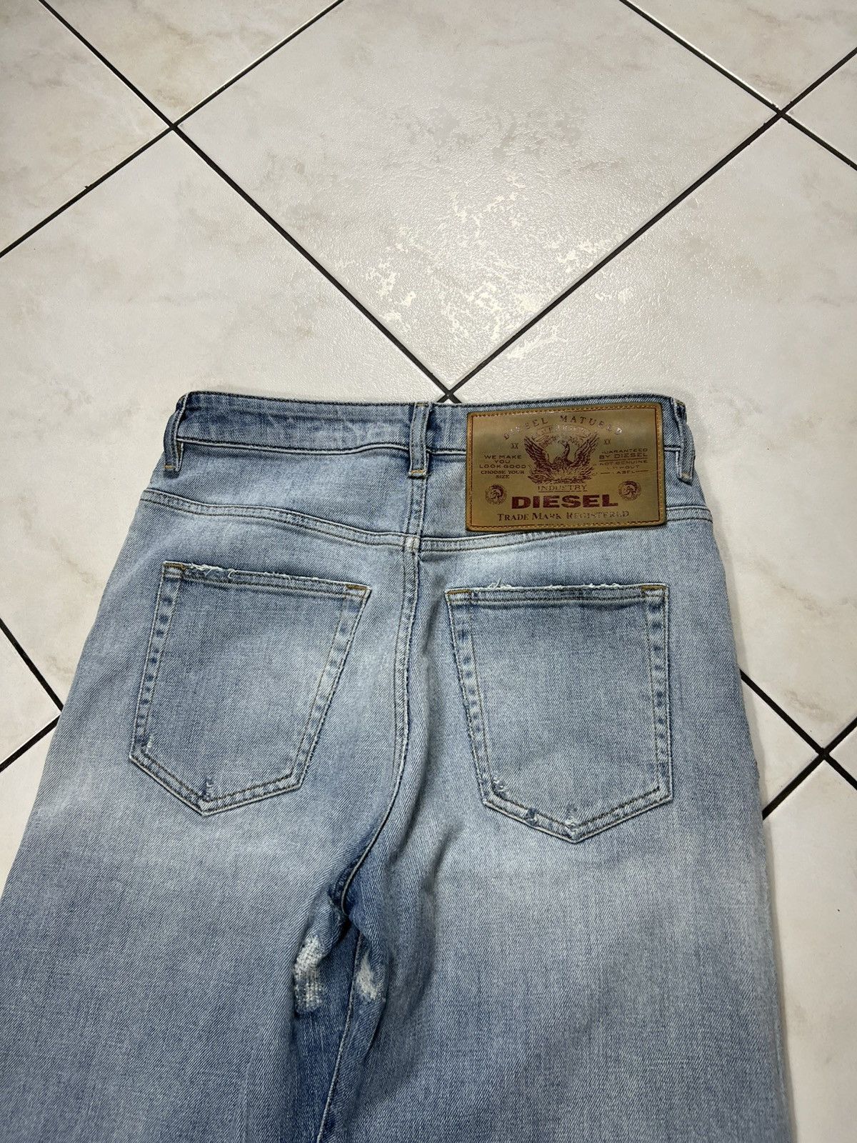 Diesel Vintage Diesel D-reggy y2k washed distressed denim jeans Size 27" / US 4 / IT 40 - 12 Thumbnail