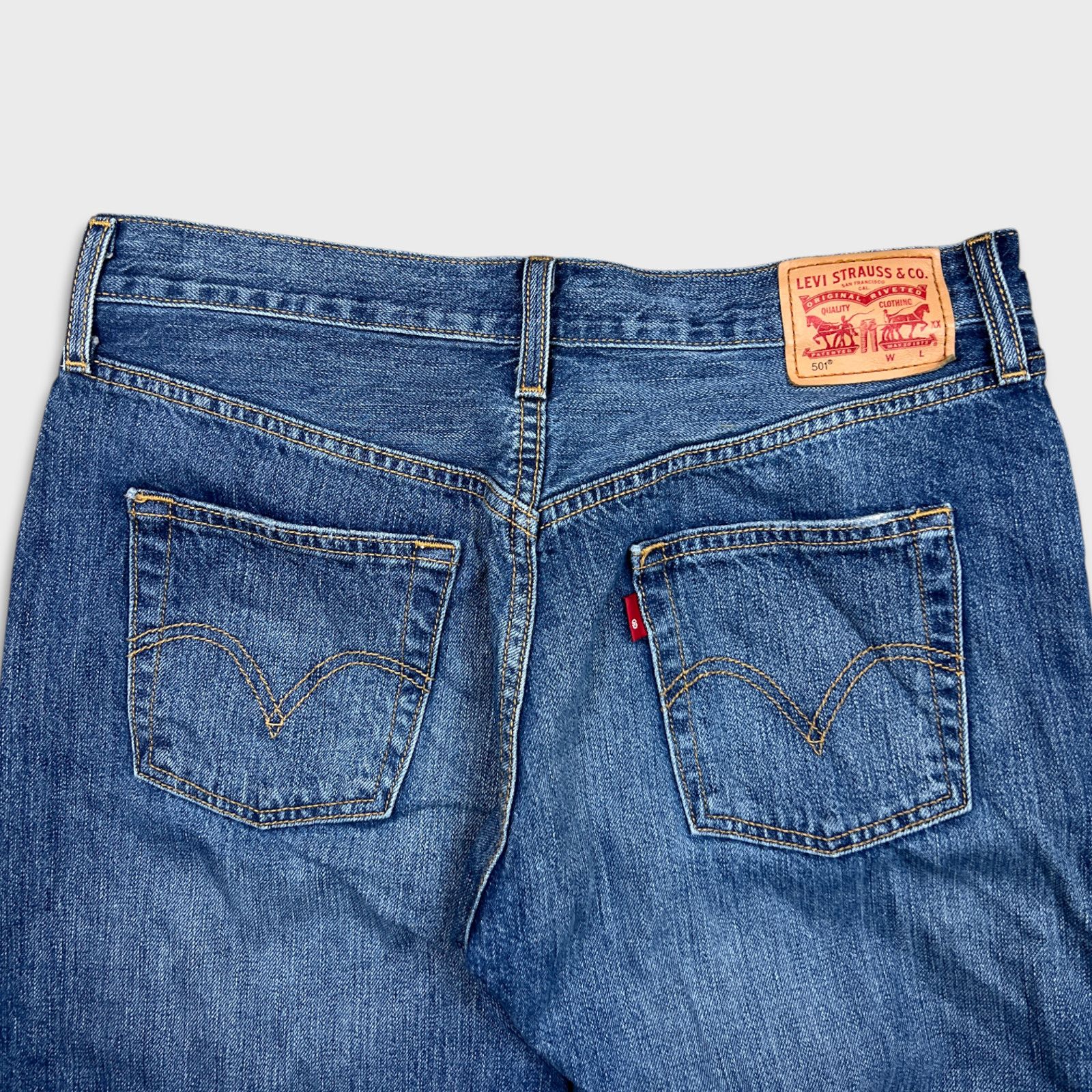 Levi's × Vintage Levi's 501 Jeans 32x31 Original Fit Straight Distress Denim Size US 32 / EU 48 - 7 Thumbnail