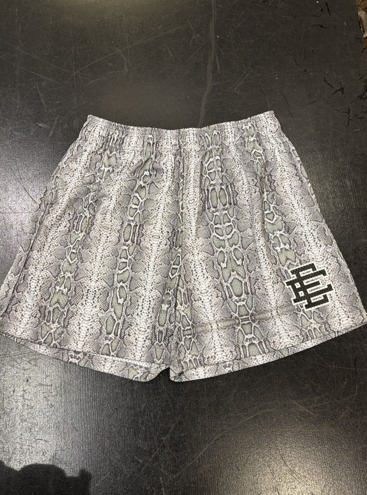 Eric Emanuel Eric Emanuel Snakeskin Mesh Shorts Size US 34 / EU 50 - 1 Thumbnail