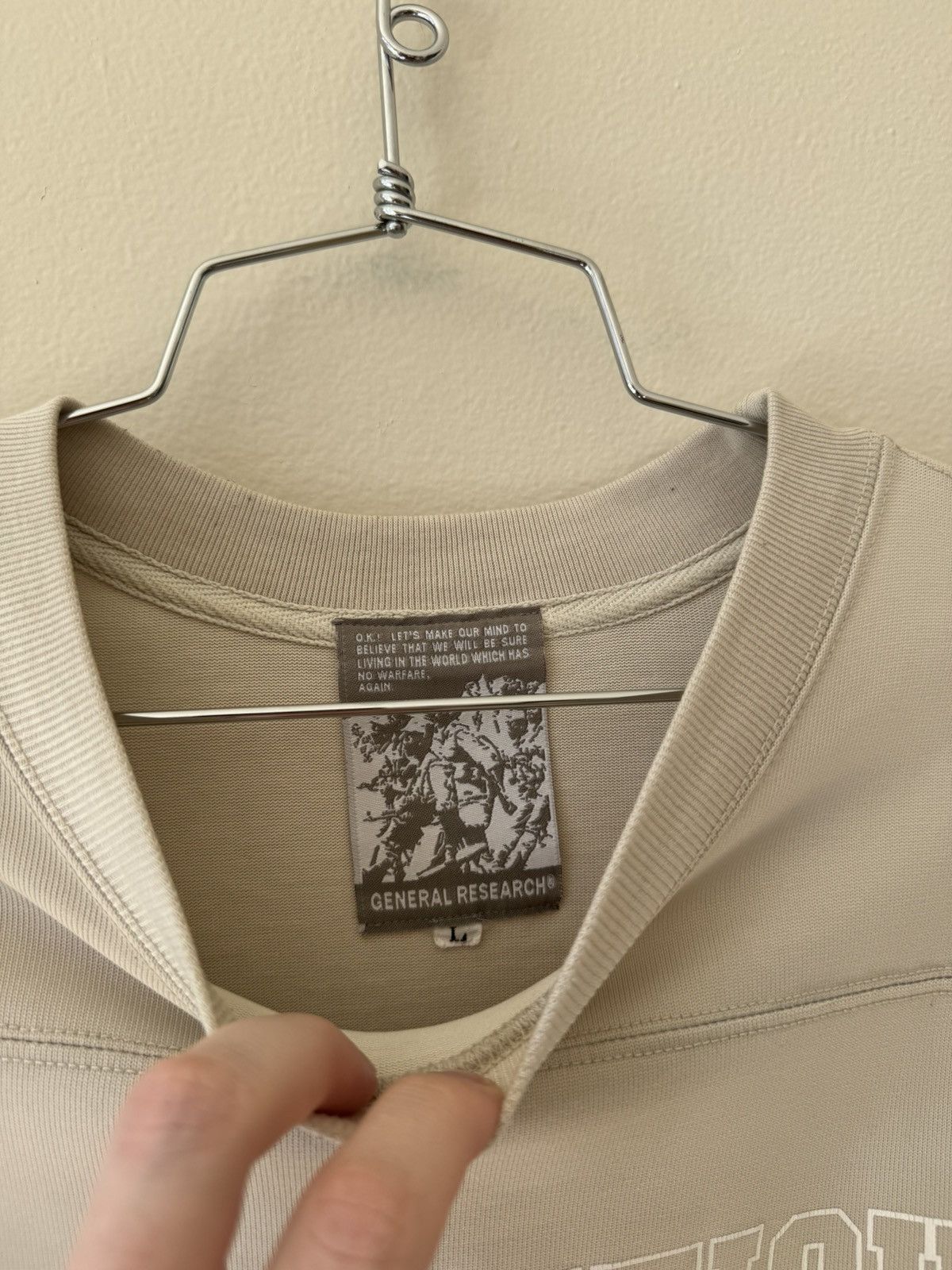 General Research 2000 General Research Conscientious Pacifists League L/S Size US L / EU 52-54 / 3 - 4 Thumbnail