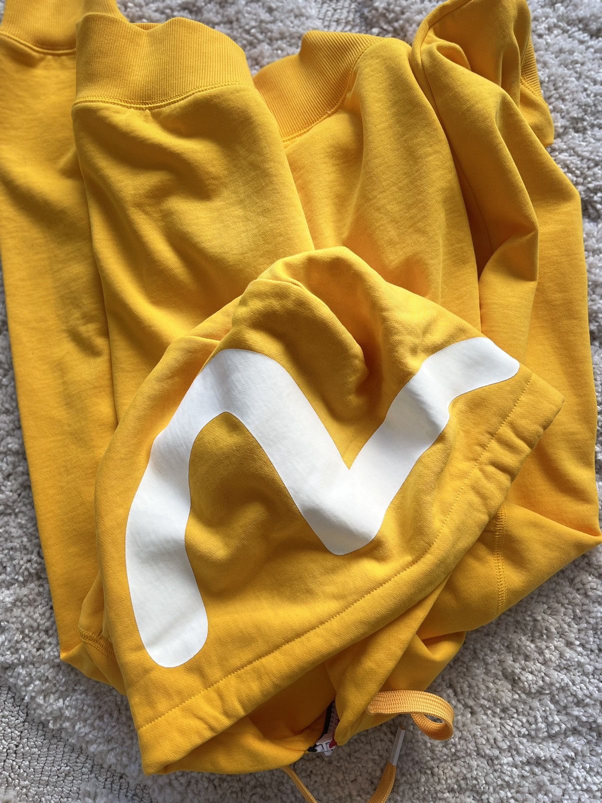 Evisu Evisu Yellow Logo Hoodie size Medium Size US M / EU 48-50 / 2 - 4 Thumbnail