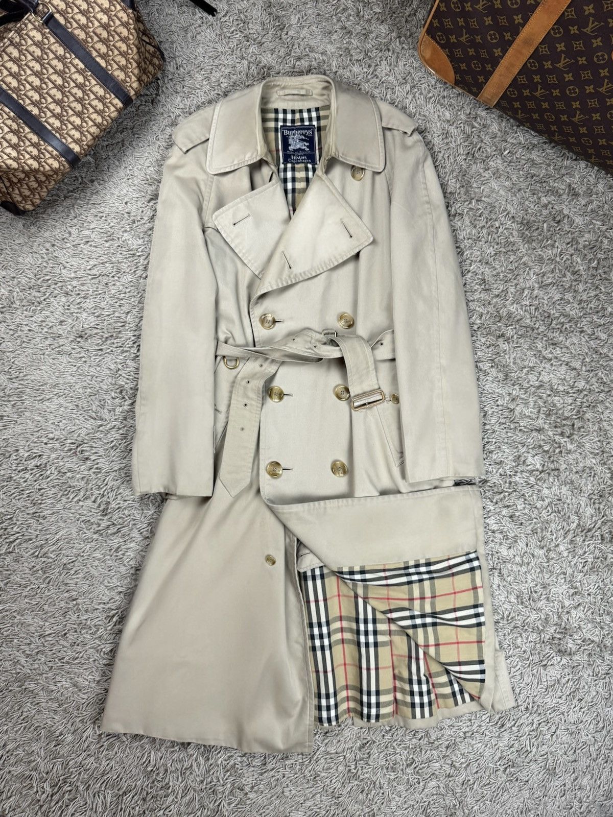 Burberry × Vintage Vintage trench coat Burberry original luxury streetwear item Size M / US 6-8 / IT 42-44 - 1 Thumbnail