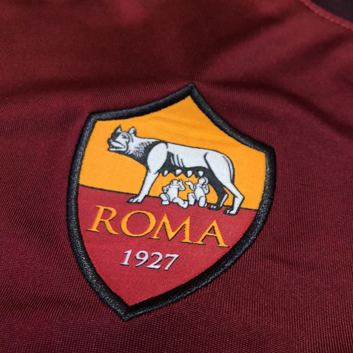 Nike Roma 15/16 player issue home shirt #10 Totti Size US XL / EU 56 / 4 - 6 Thumbnail