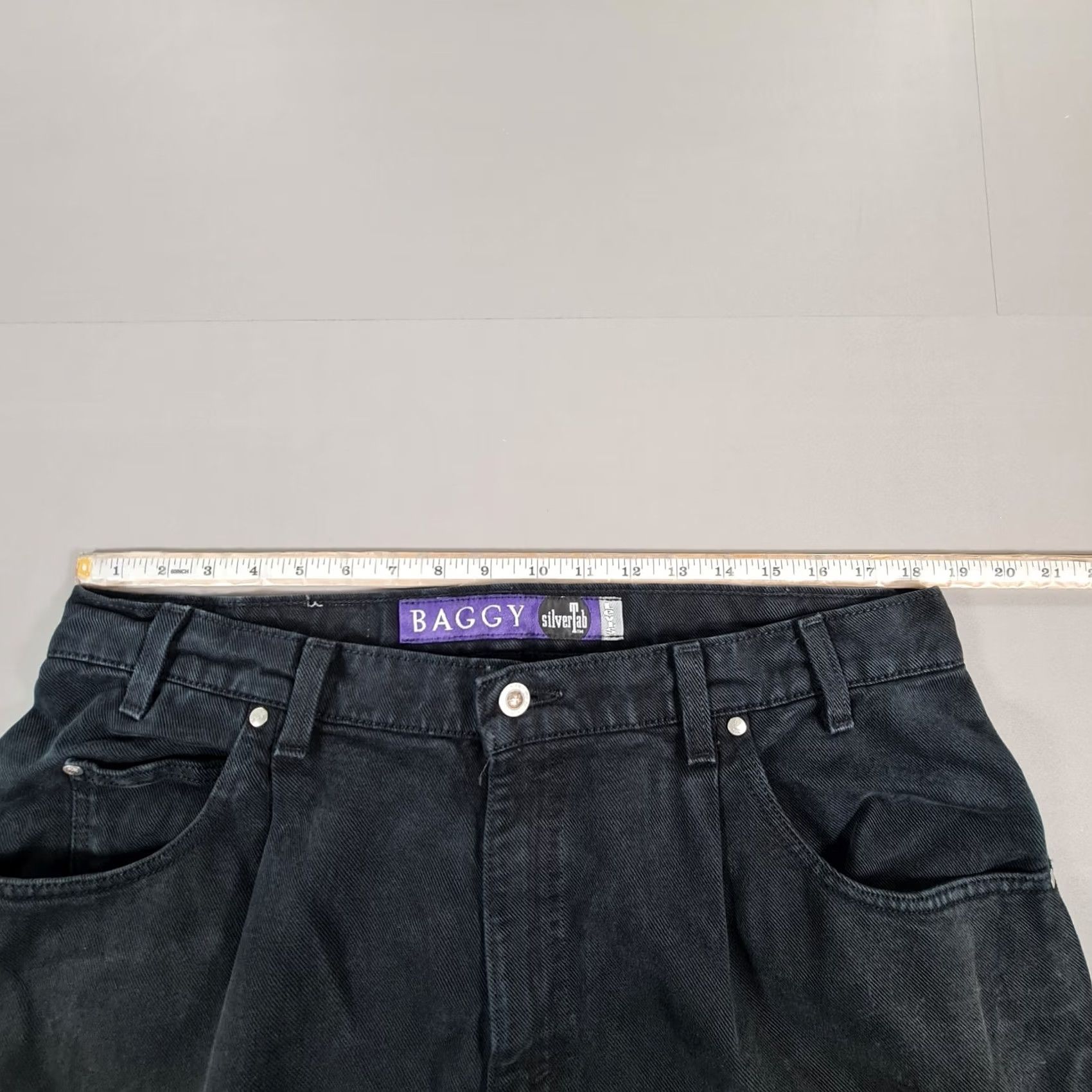 Levi's VINTAGE Levi's Silvertab Baggy Jeans Mens Black W36 L29 Wide Leg Loose Fit Denim Size US 36 / EU 52 - 7 Thumbnail
