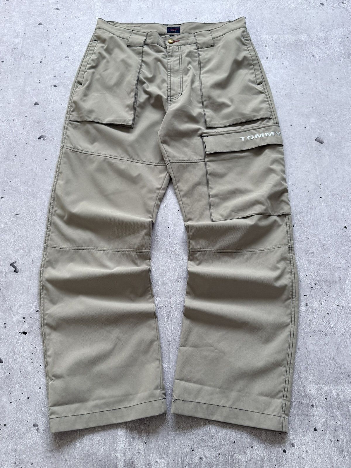 Tommy Hilfiger Vintage 90s Tommy Hilfiger Baggy Cargo Pants Size US 36 / EU 52 - 2 Thumbnail