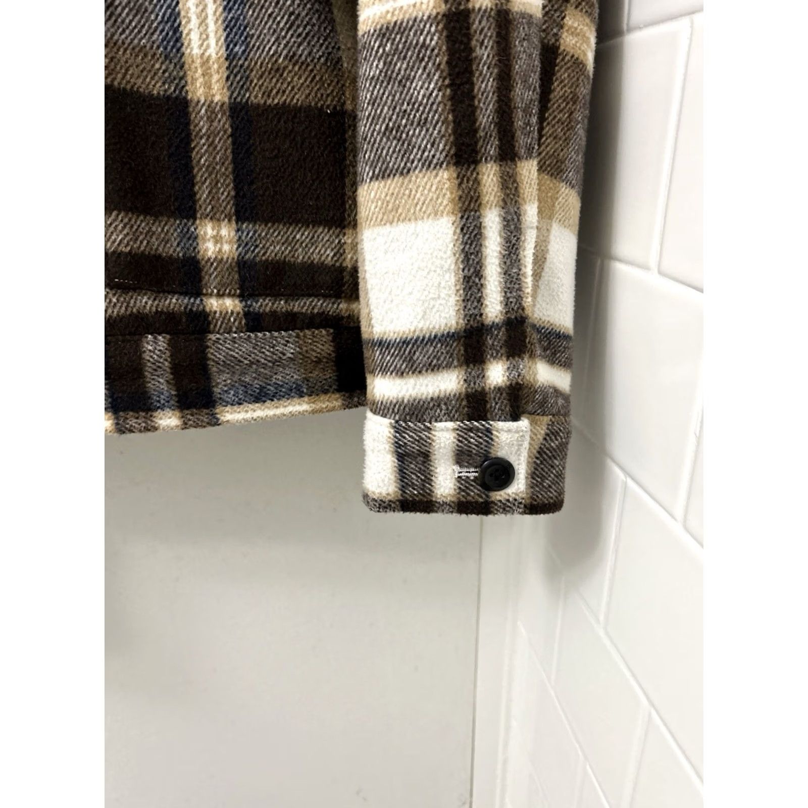 Banana Republic VINTAGE Banana Republic Jacket Mens M Brown Plaid Wool Sherpa Collar Pockets L/S Size US M / EU 48-50 / 2 - 6 Thumbnail