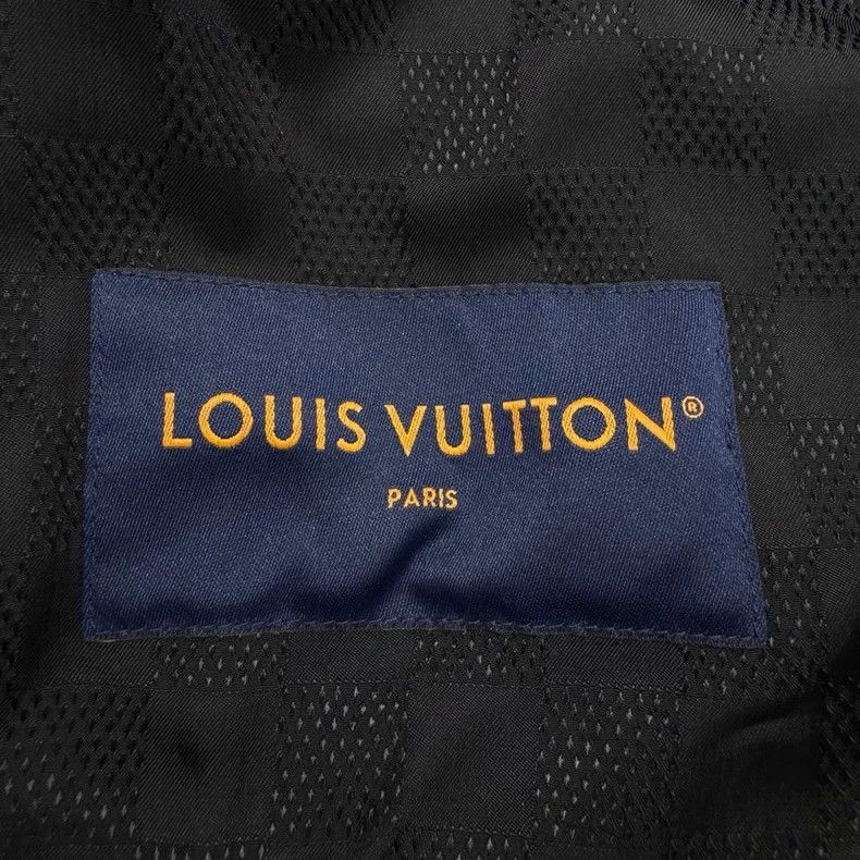 Louis Vuitton Louis Vuitton Rhinestone suede baseball jacket Size US L / EU 52-54 / 3 - 3 Thumbnail