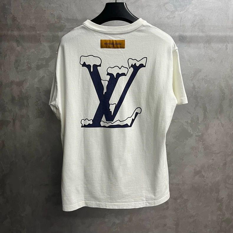 Louis Vuitton Louis Vuitton White logo monogram printed off-the-shoulder Size US L / EU 52-54 / 3 - 5 Thumbnail