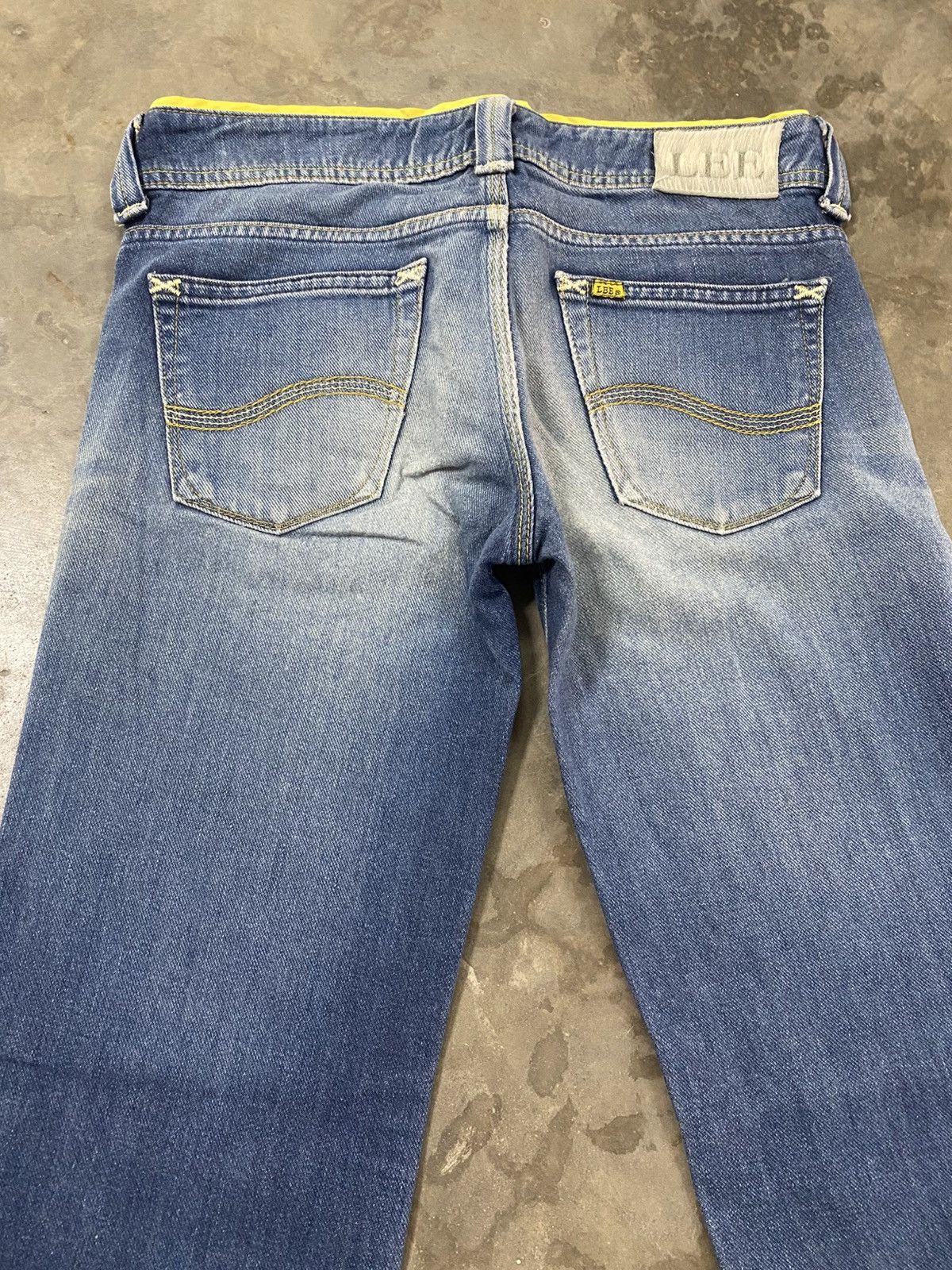 If Six Was Nine × Le Grande Bleu (L.G.B.) × Lee Super Flare Jeans Vintage Lee Washed Blue @268 Size US 28 / EU 44 - 4 Thumbnail