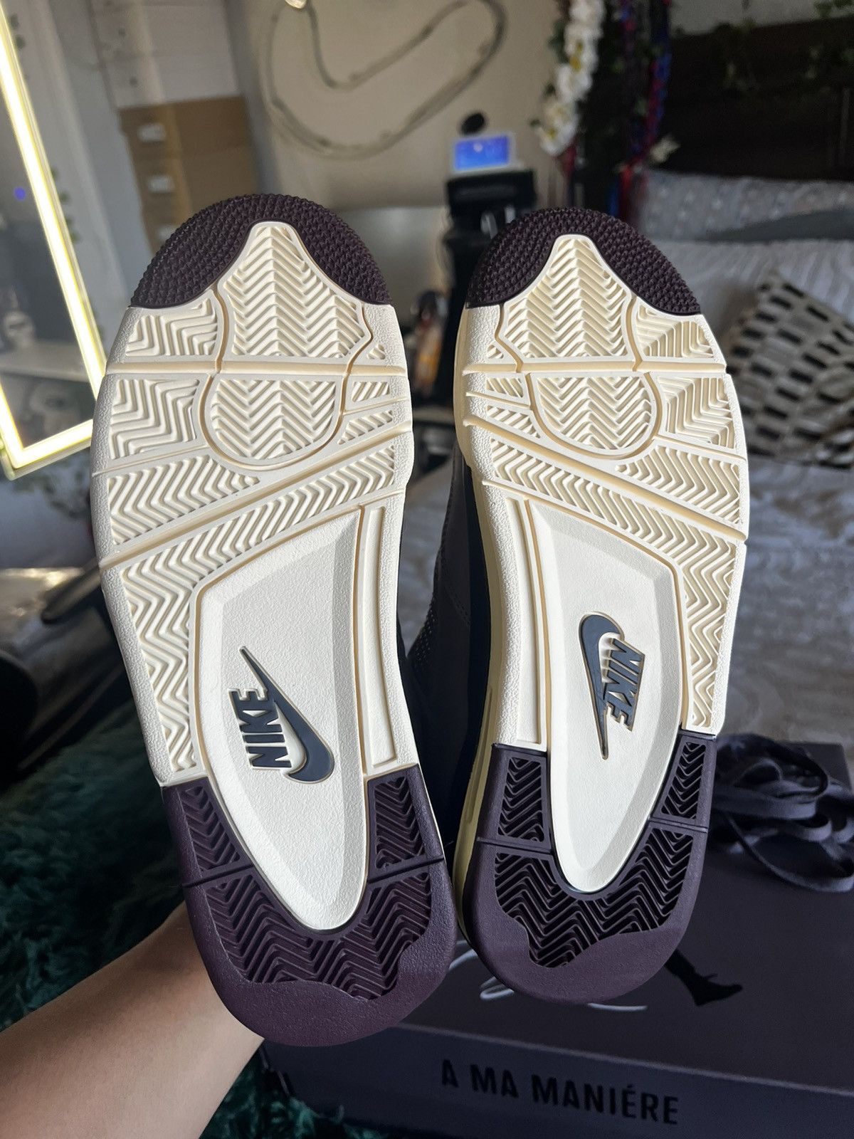 A Ma Maniere × Jordan Brand A Ma Maniére x Air Jordan 4 Retro ‘Violet Ore’ Size 8.5 Size US 8.5 / EU 41-42 - 3 Thumbnail