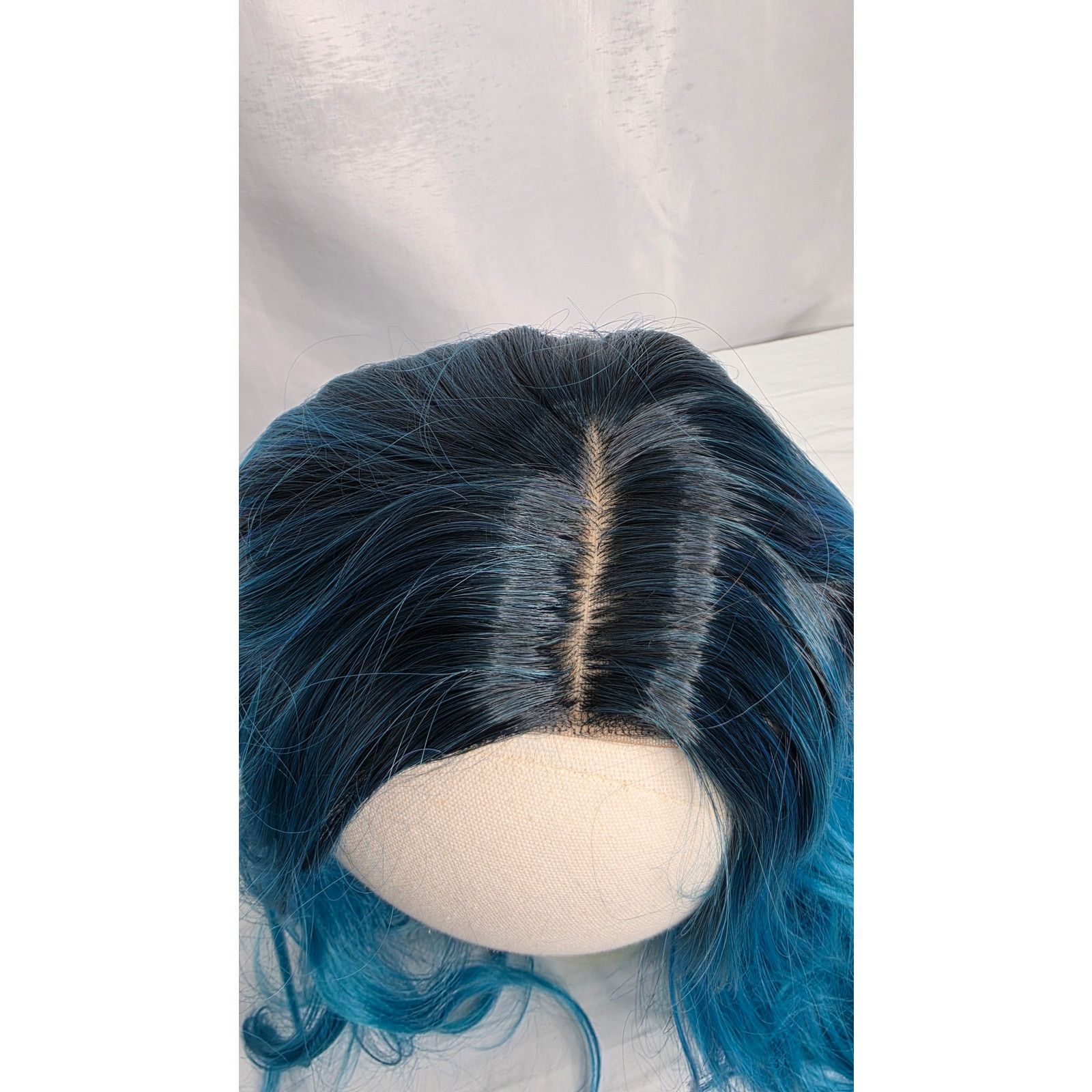 Other Long Ombre Turquoise Wavy Wig 26" Middle Part Size ONE SIZE - 5 Thumbnail