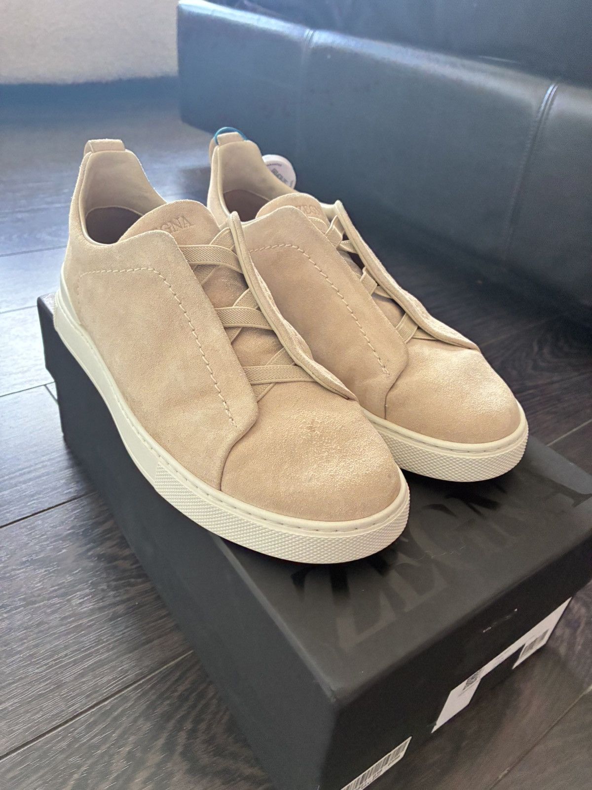 Ermenegildo Zegna Zegna beige triple stitch uk 7 eu 41 Size US 8 / EU 41 - 1 Thumbnail