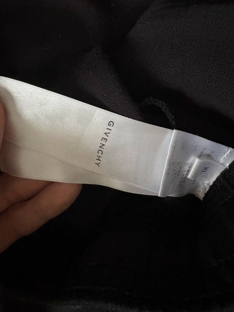 Givenchy Givenchy SizeXL Logo Shorts Size US 30 / EU 46 - 3 Thumbnail