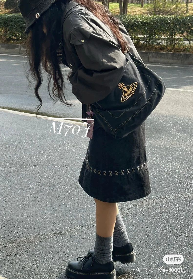 Vivienne Westwood Vivienne Westwood size os Littered with a bag of canvas mai Size ONE SIZE - 2 Thumbnail