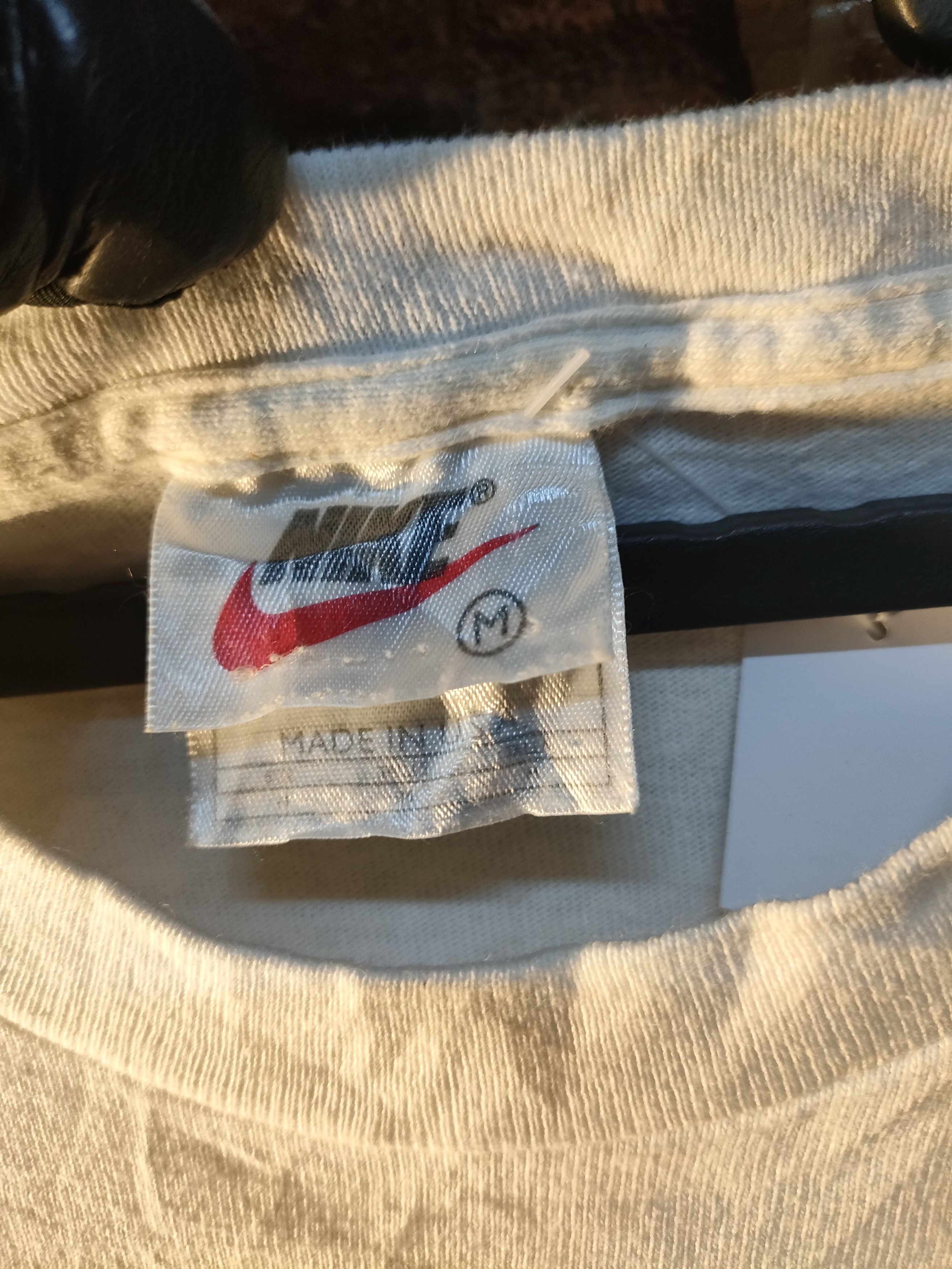 Nike × Vintage Vintage Nike Town Honolulu Size US M / EU 48-50 / 2 - 3 Thumbnail