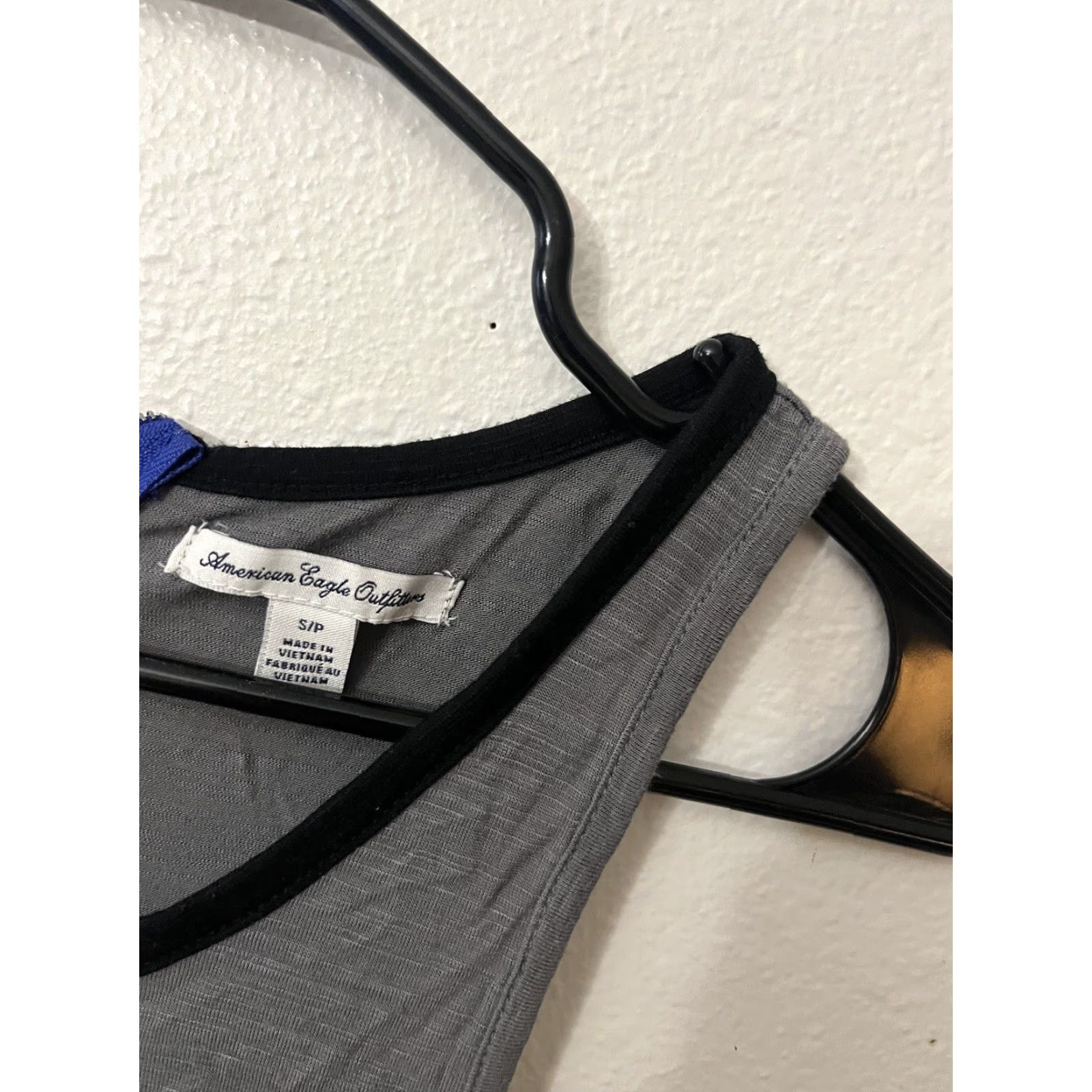 American Eagle Outfitters American Eagle Zipper Back Tank Top Gray Size Small Size S / US 4 / IT 40 - 2 Thumbnail