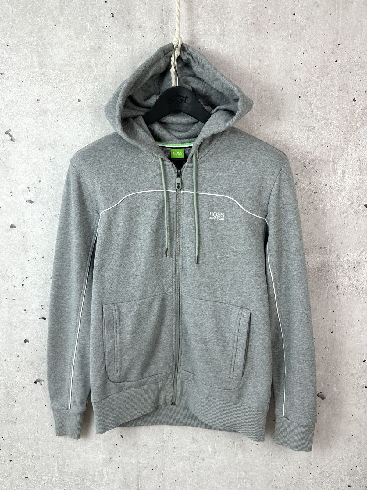 Hugo Boss Hugo Boss Saggy Grey Long Sleeve Logo Cotton Men’s Hoodie Size US L / EU 52-54 / 3 - 1 Thumbnail