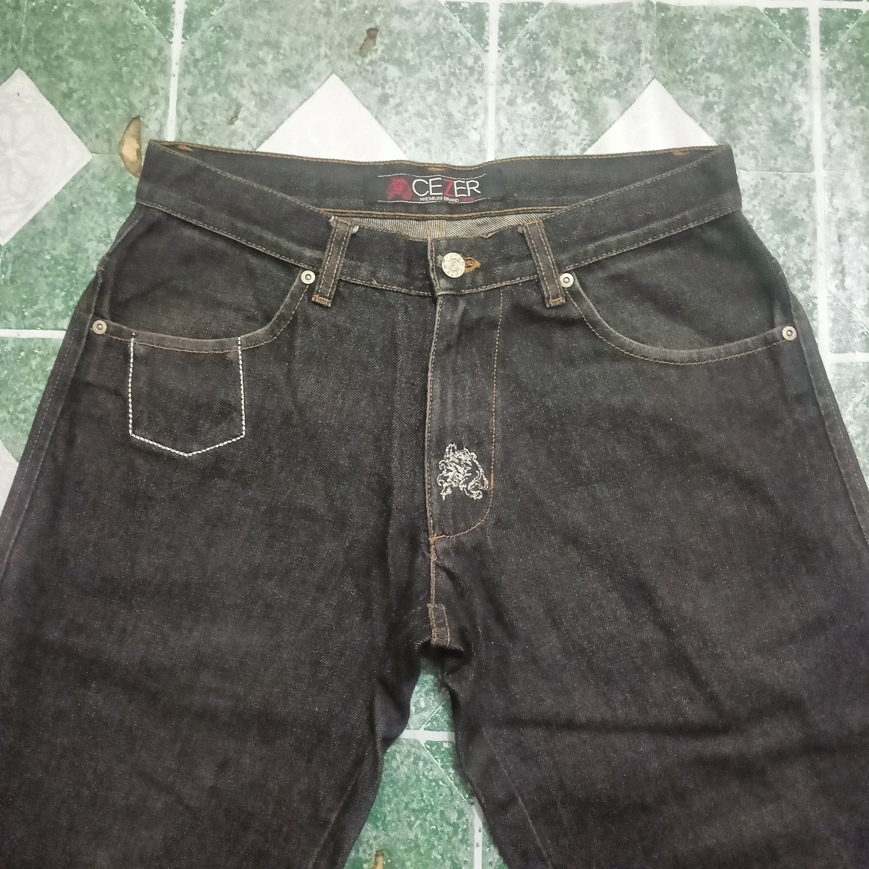 Japanese Brand Cezer baggy black Jeans embroidered pocket Size US 32 / EU 48 - 3 Thumbnail