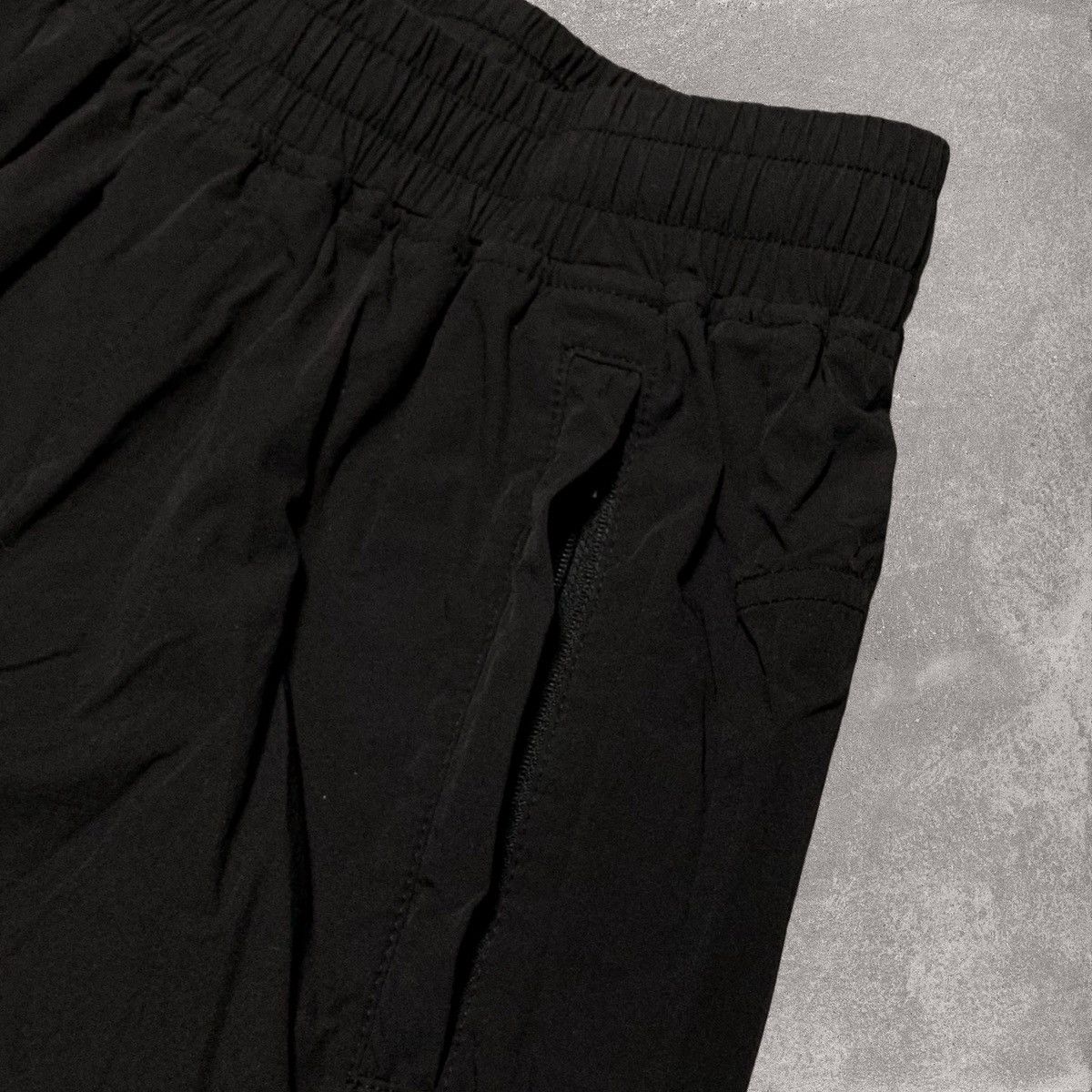 Represent Clo. Represent Small Shorts 247 Black Gym Bottoms Size US 30 / EU 46 - 3 Thumbnail