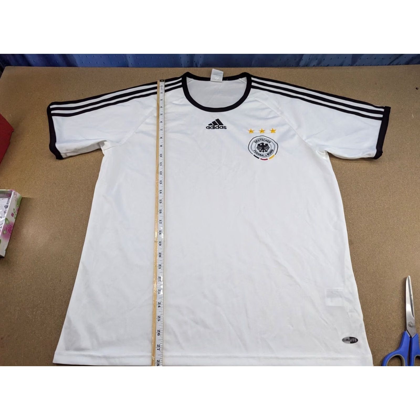 Adidas Adidas Germany 2007 Jersey Mens Size L Football Shirt Training White Shirt Mens L White Football Jersey Adidas Germany 2007 Sports Team Football Shirt Size US XXL / EU 58 / 5 - 3 Thumbnail