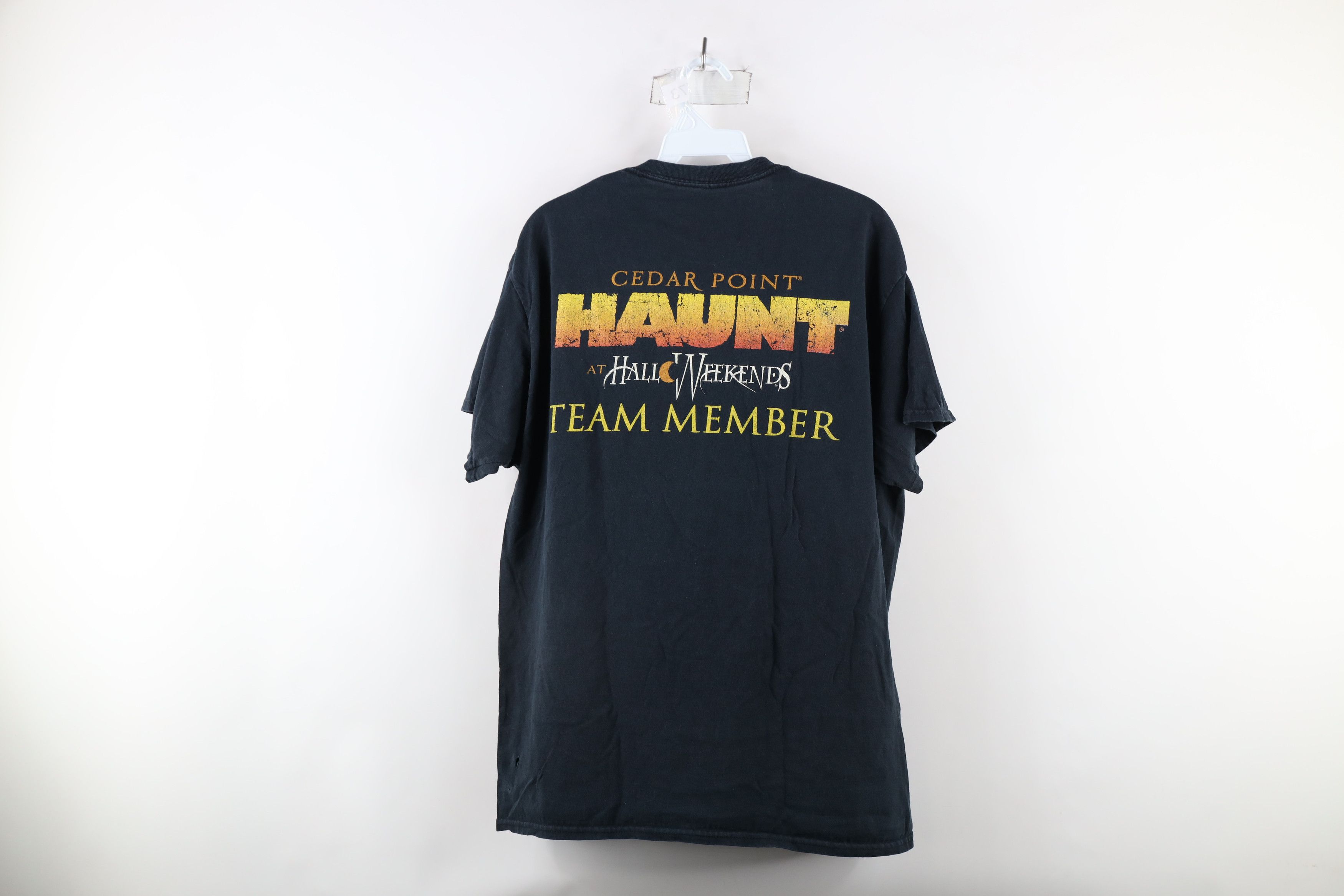 Vintage Vintage Y2K Point HalloWeekends Team Member T-Shirt Black Size US L / EU 52-54 / 3 - 10 Thumbnail