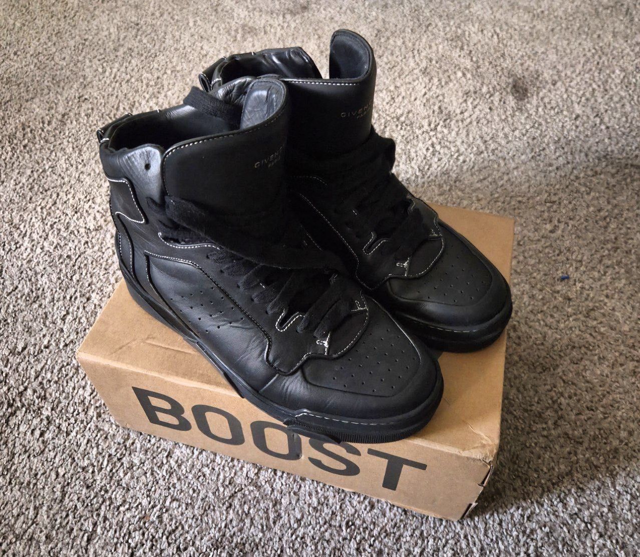 Givenchy Tyson | Grailed