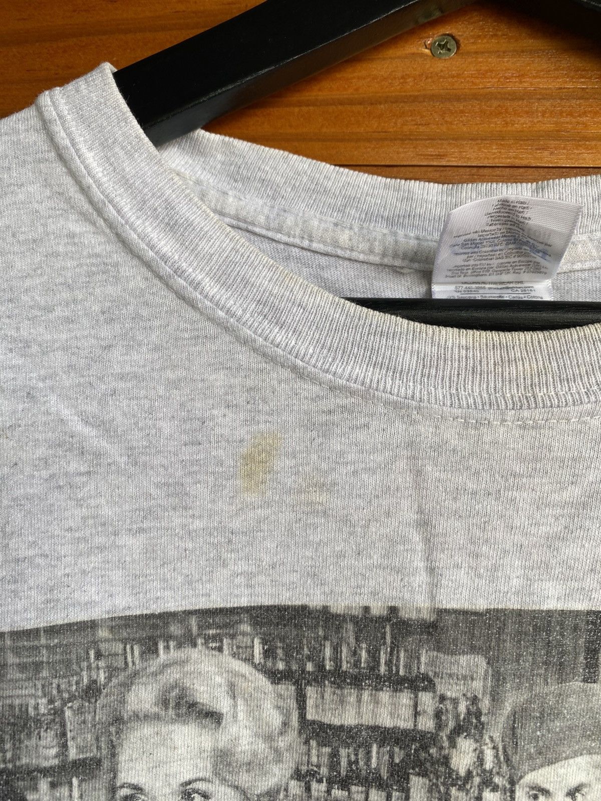 Vintage The Birds Alfred Hitchcock Bodega Bay California Movie Tee Size US XL / EU 56 / 4 - 6 Thumbnail